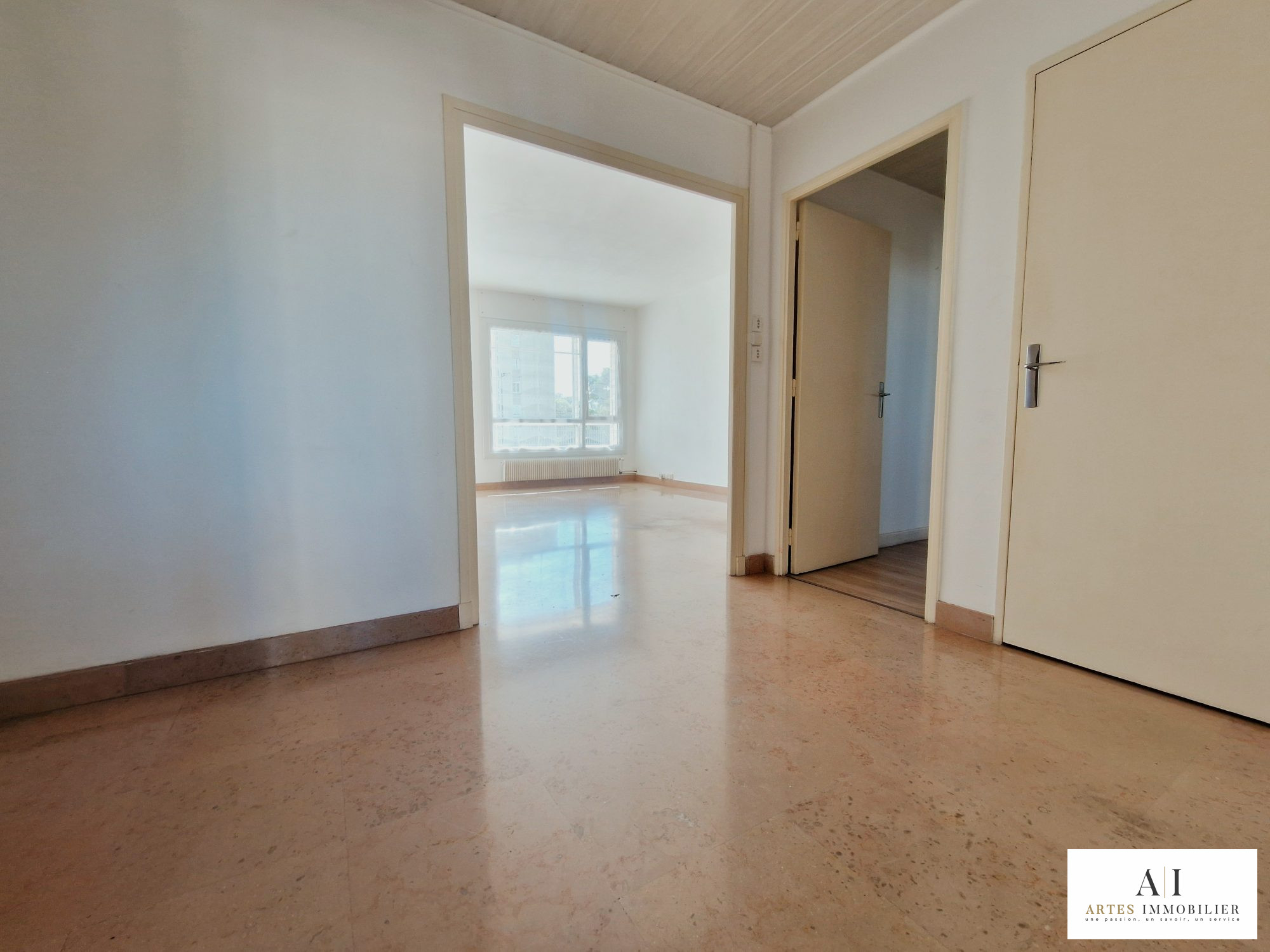 Photo 6 — ARTES IMMOBILIER