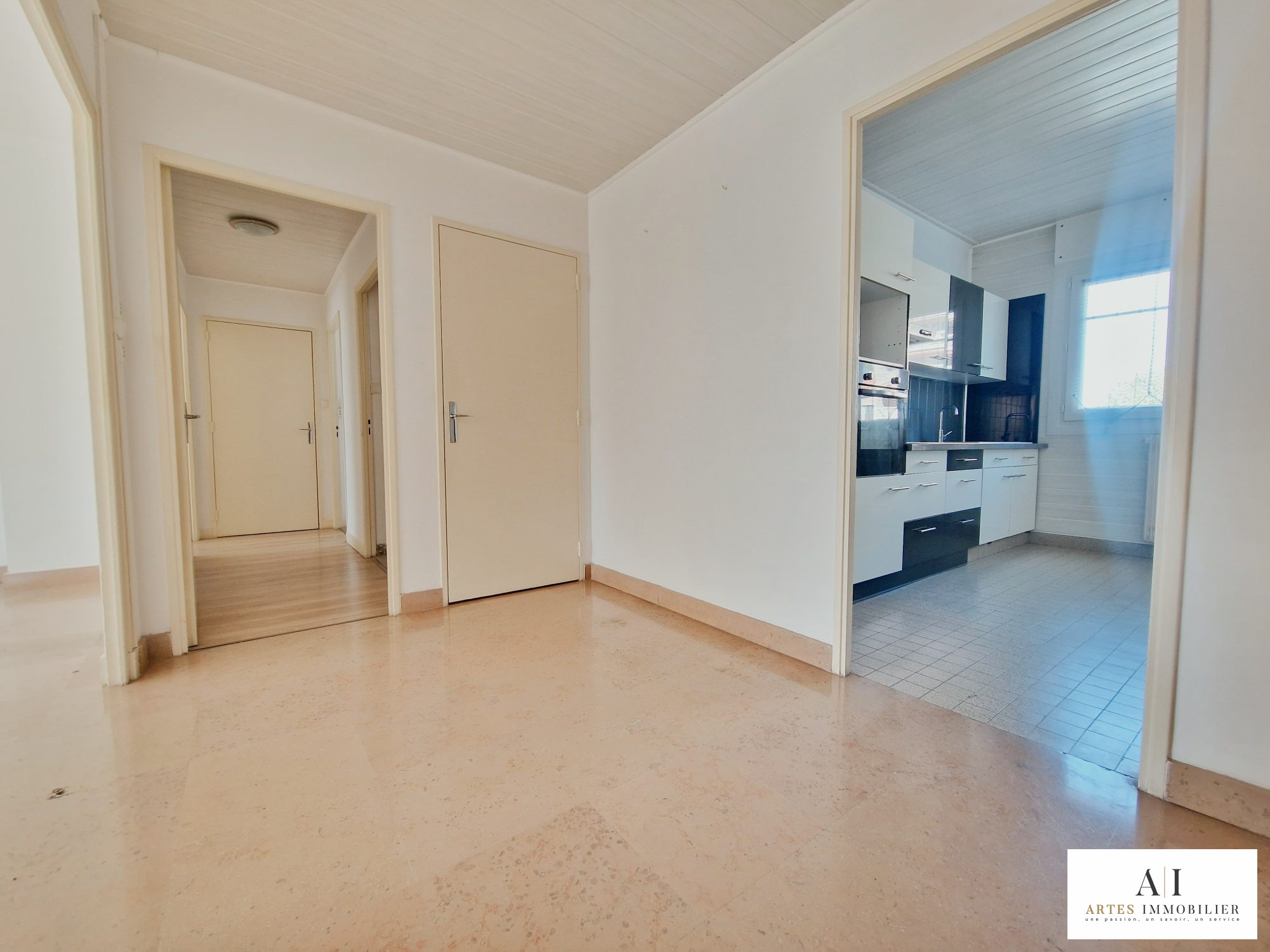 Photo 5 — ARTES IMMOBILIER