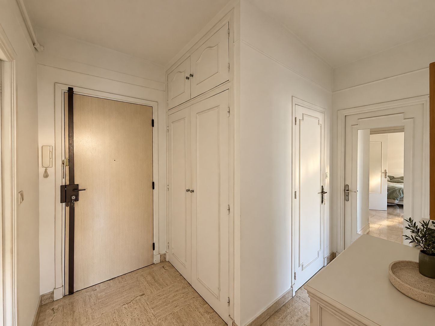 Photo 6 — AGENCE PASSY