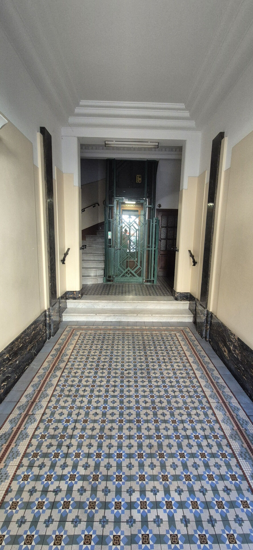 Photo 10 — AGENCE PASSY