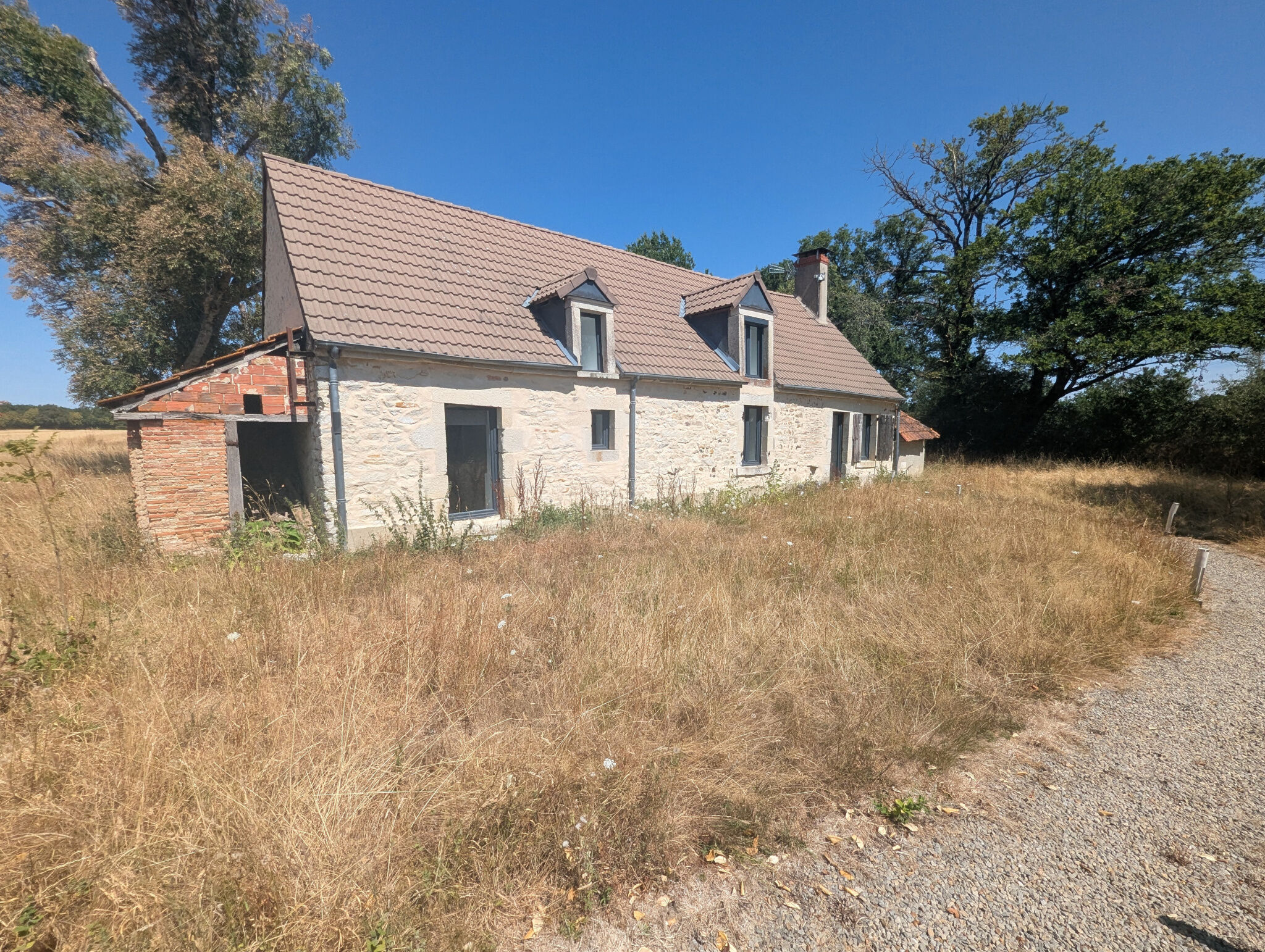 Photo 19 — HORIZON SUD BERRY IMMOBILIER - Châtre