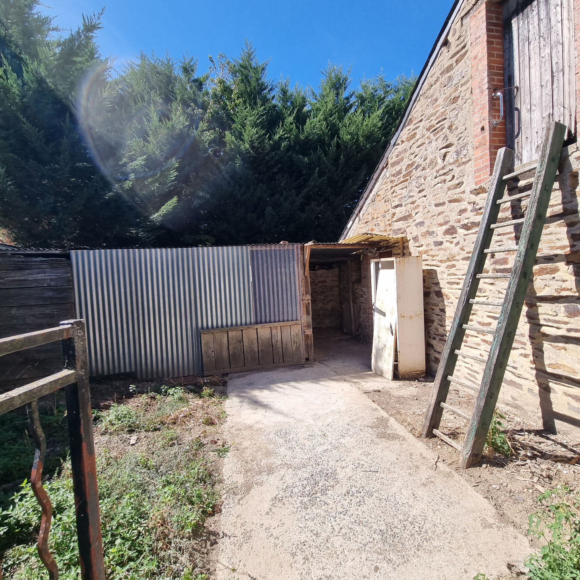 Photo 17 — HORIZON SUD BERRY IMMOBILIER - Châtre