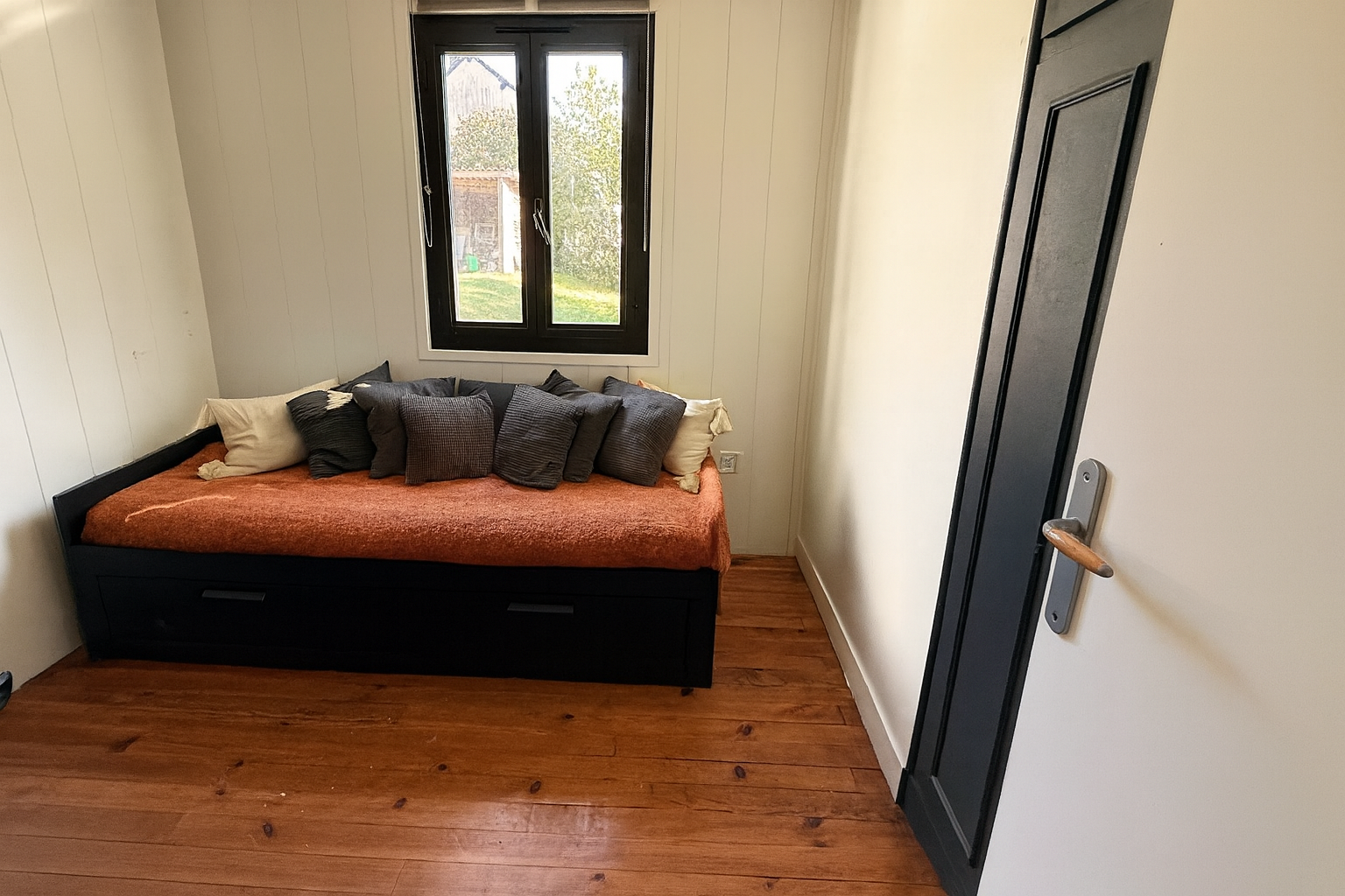 Photo 8 — VENDÔME EXCLUSIVE PROPERTIES