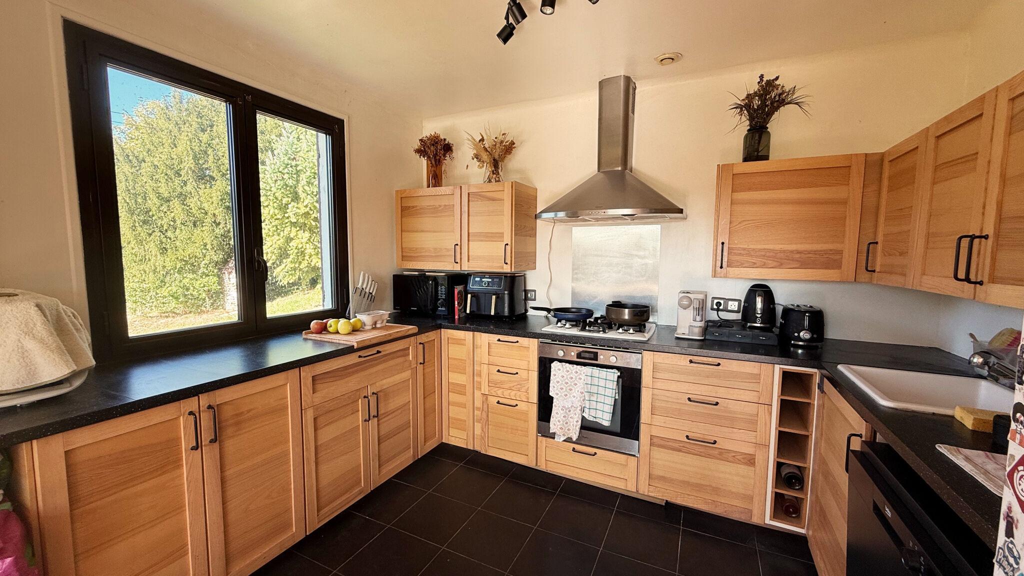 Photo 4 — VENDÔME EXCLUSIVE PROPERTIES