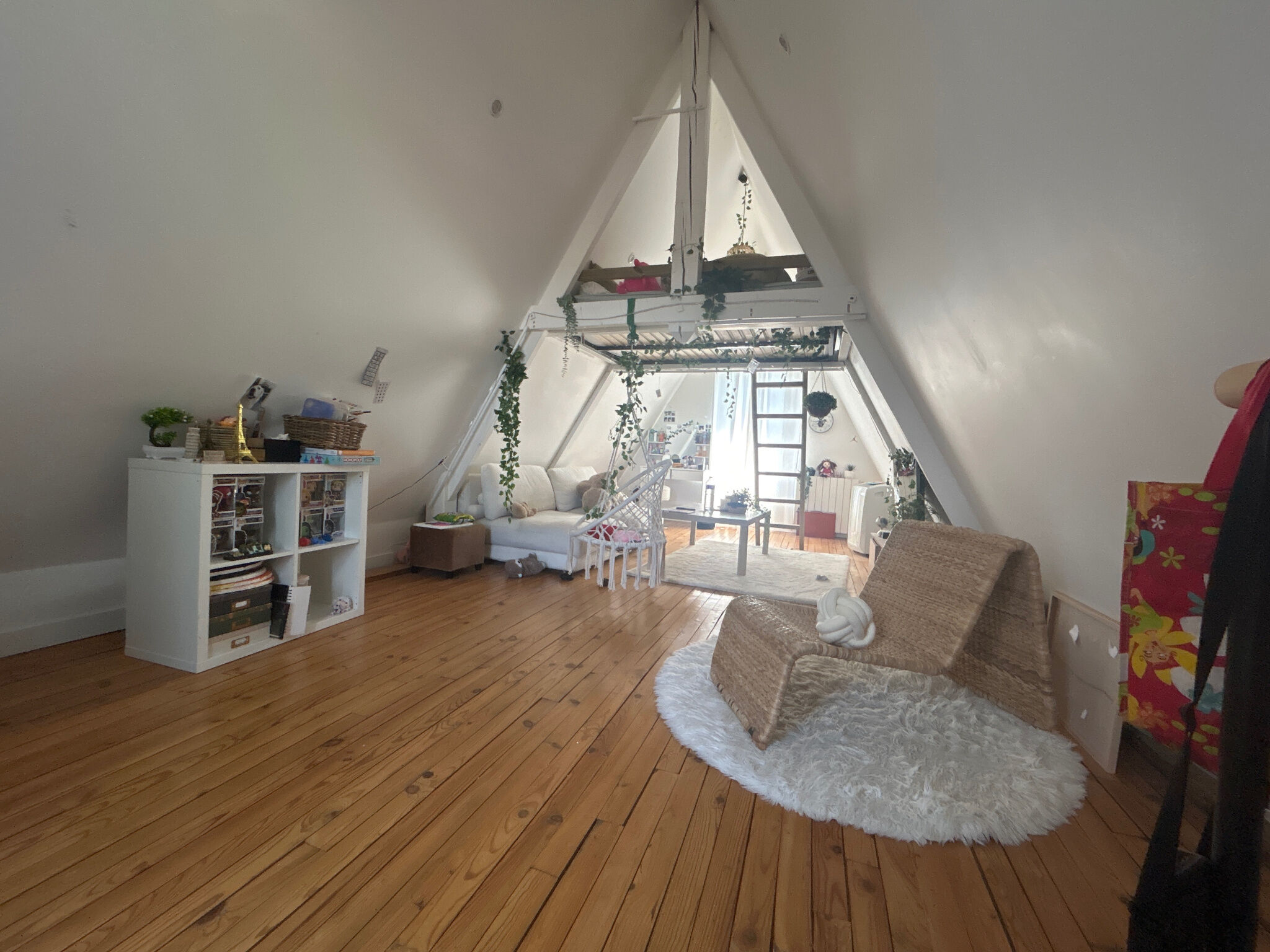 Photo 21 — VENDÔME EXCLUSIVE PROPERTIES