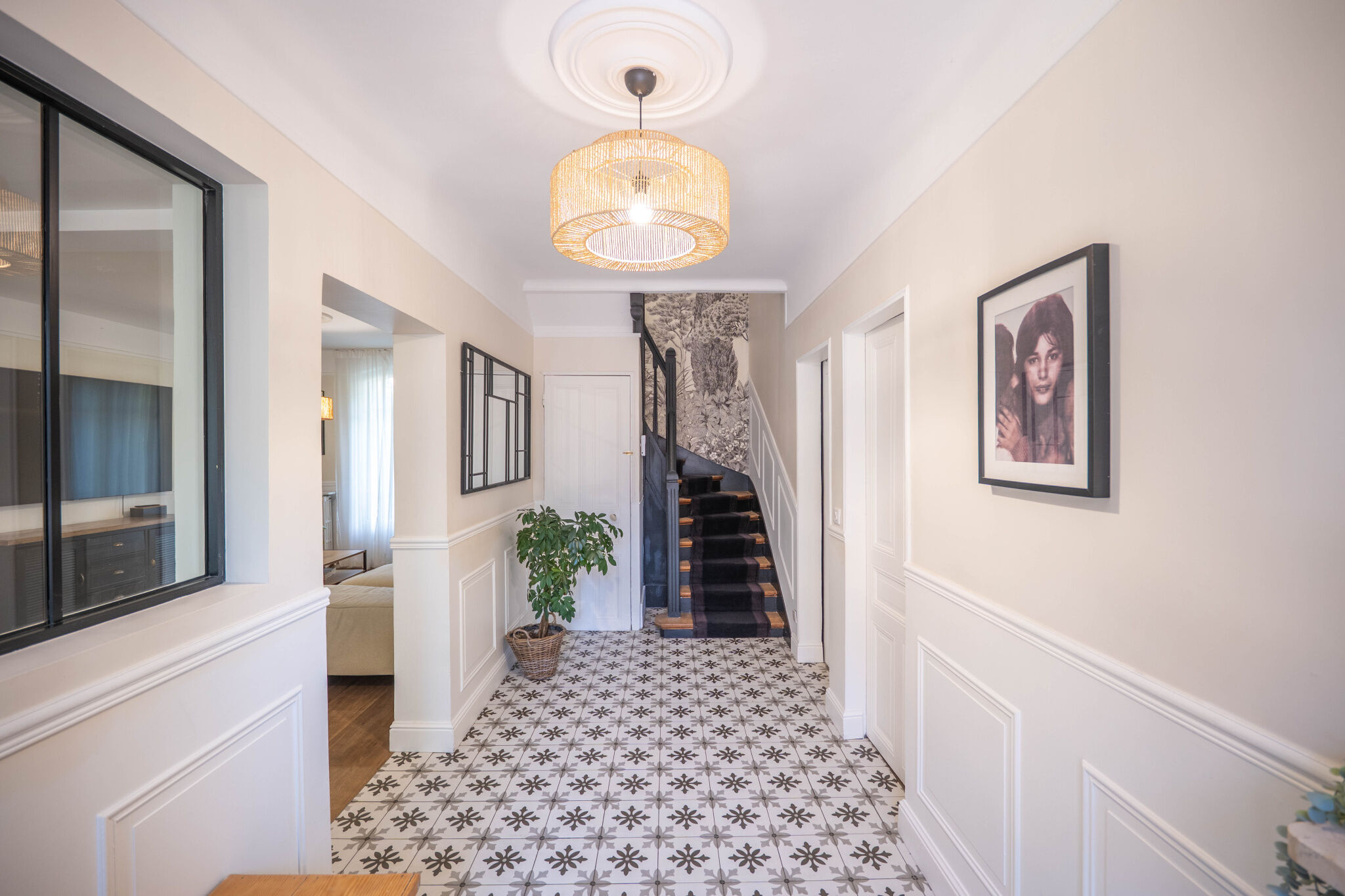 Photo 5 — VENDÔME EXCLUSIVE PROPERTIES