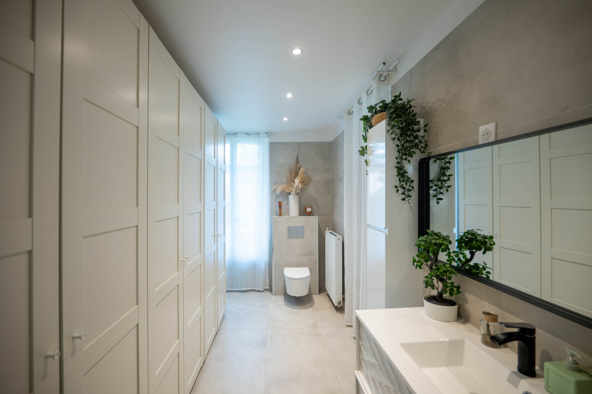 Photo 12 — VENDÔME EXCLUSIVE PROPERTIES