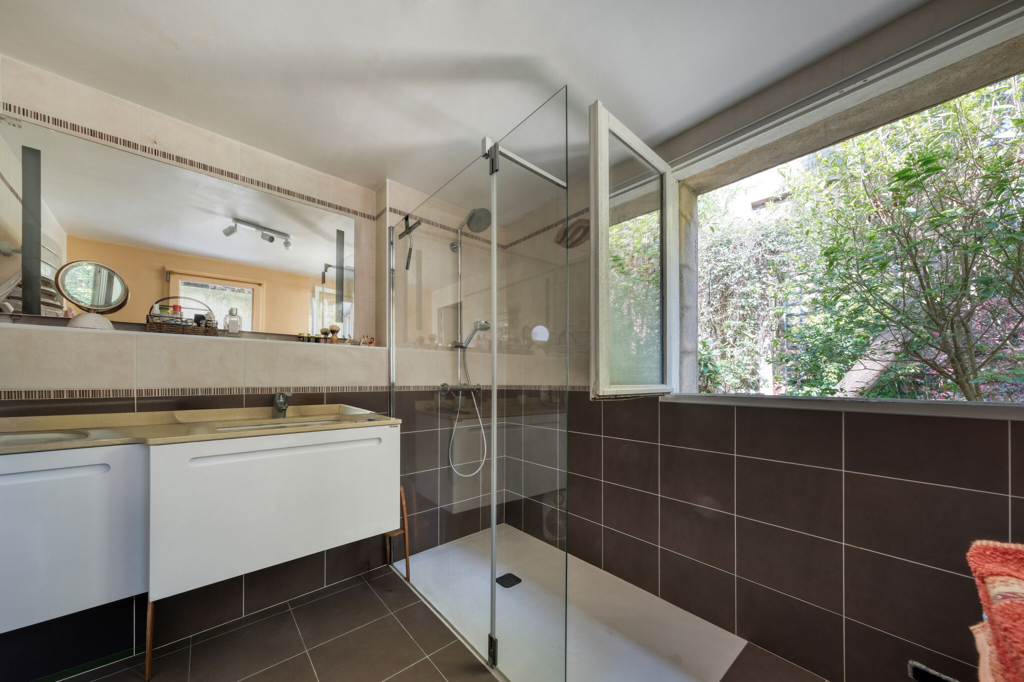 Photo 20 — VENDÔME EXCLUSIVE PROPERTIES