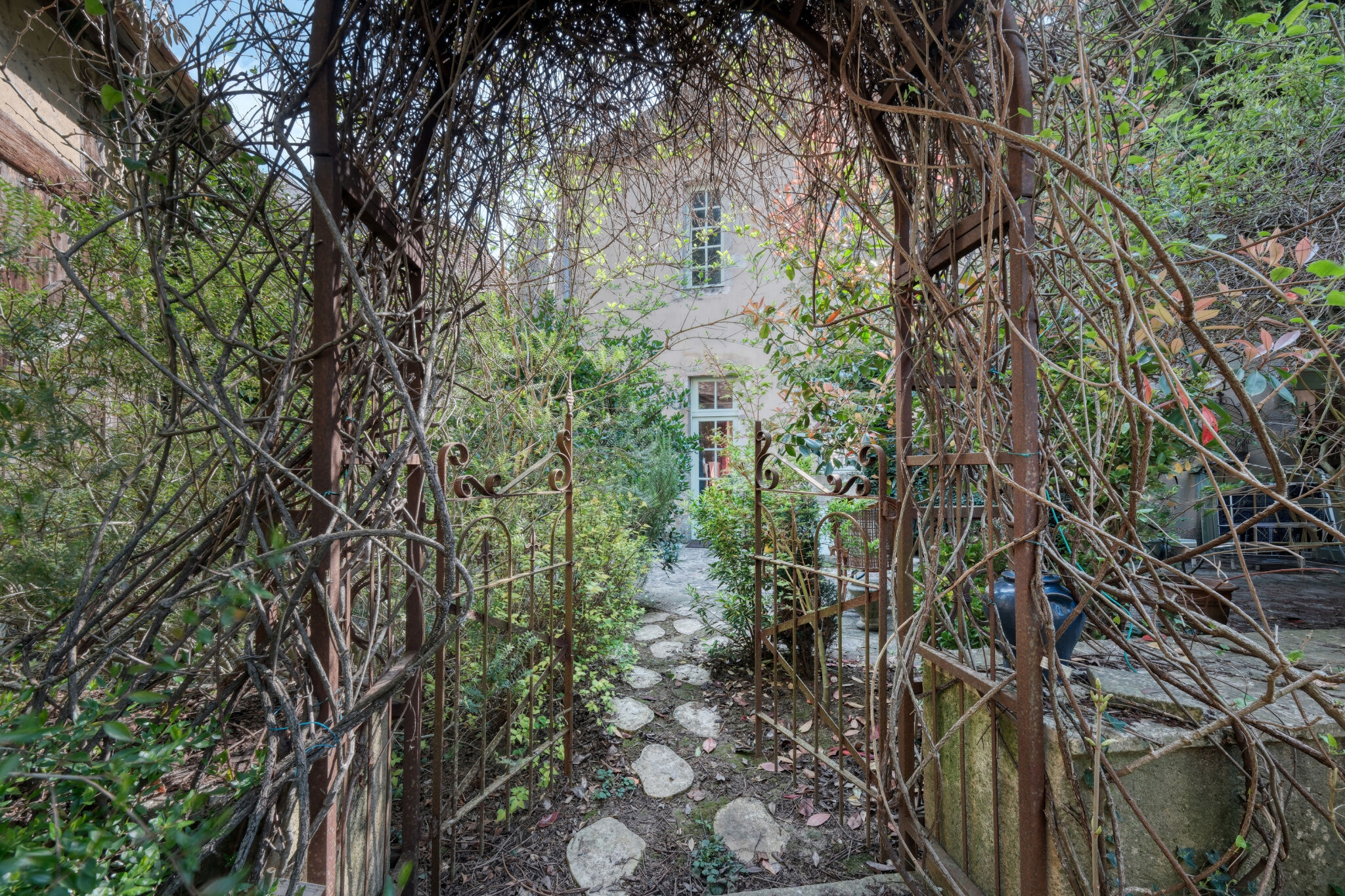 Photo 26 — VENDÔME EXCLUSIVE PROPERTIES
