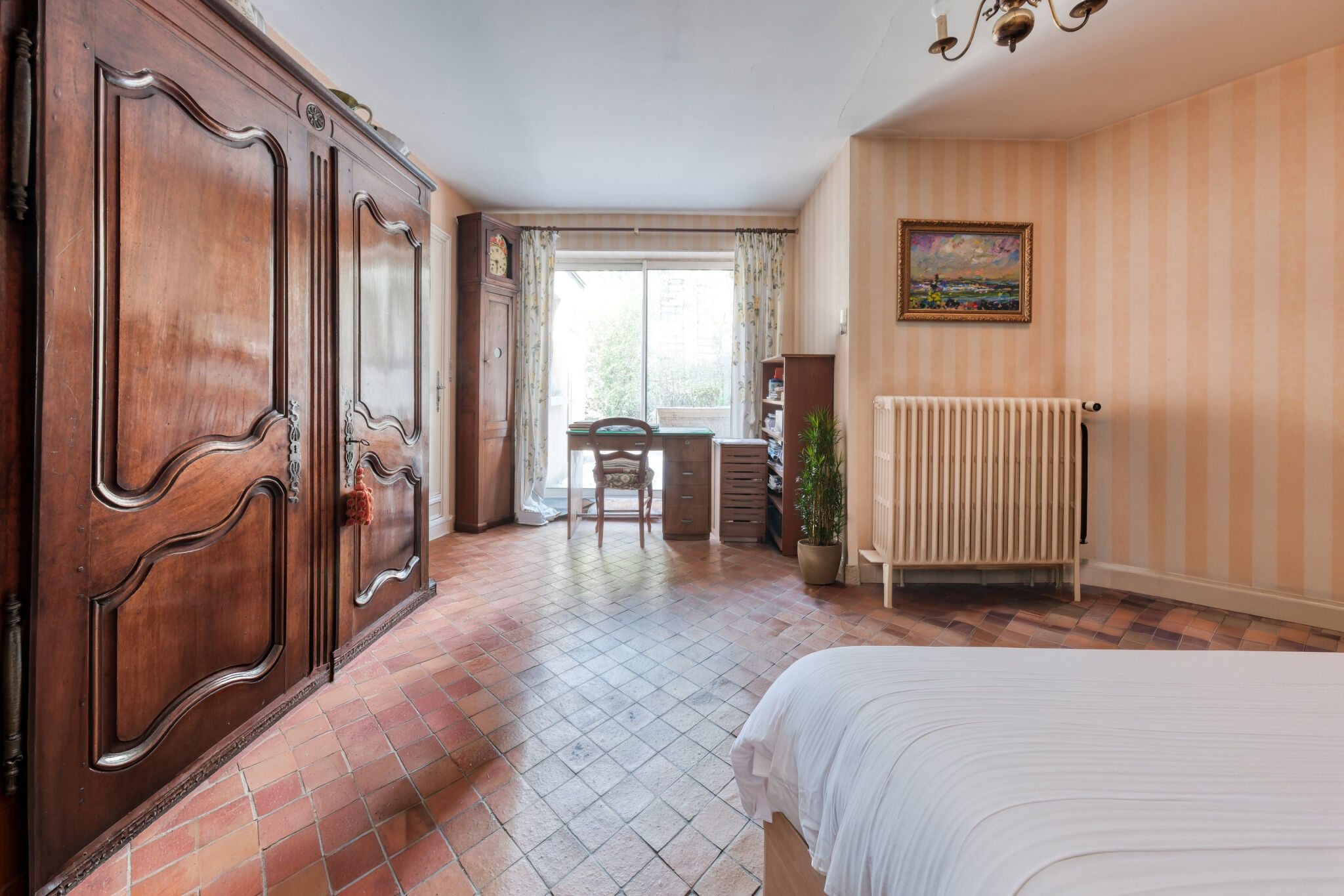 Photo 16 — VENDÔME EXCLUSIVE PROPERTIES