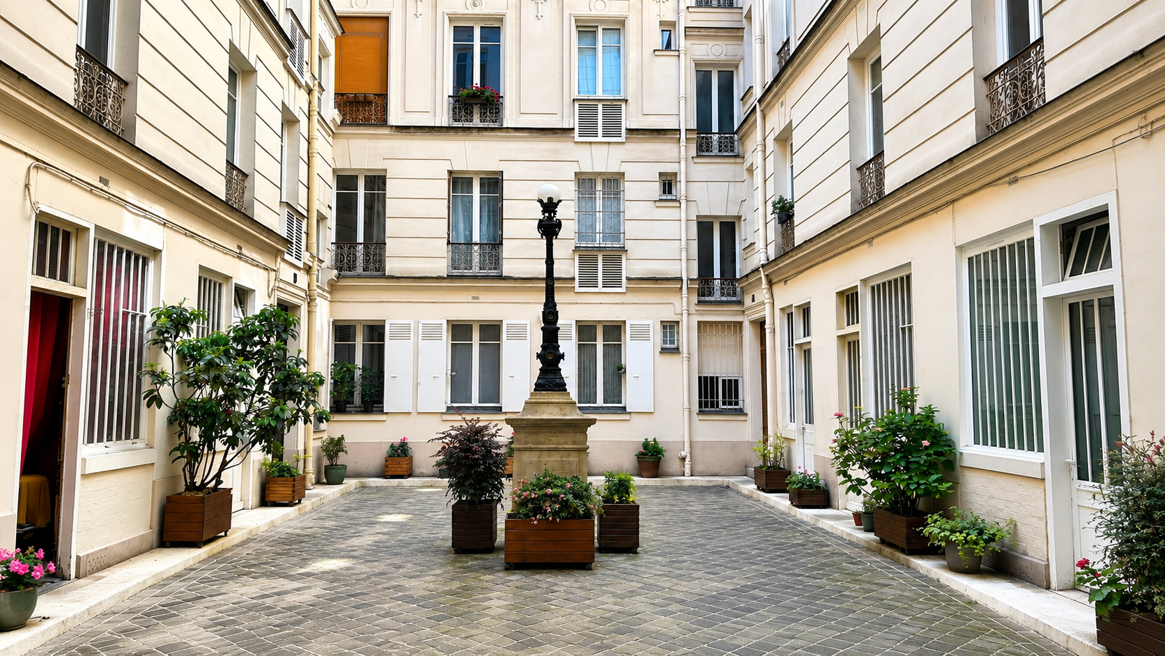 Photo 9 — VENDÔME EXCLUSIVE PROPERTIES