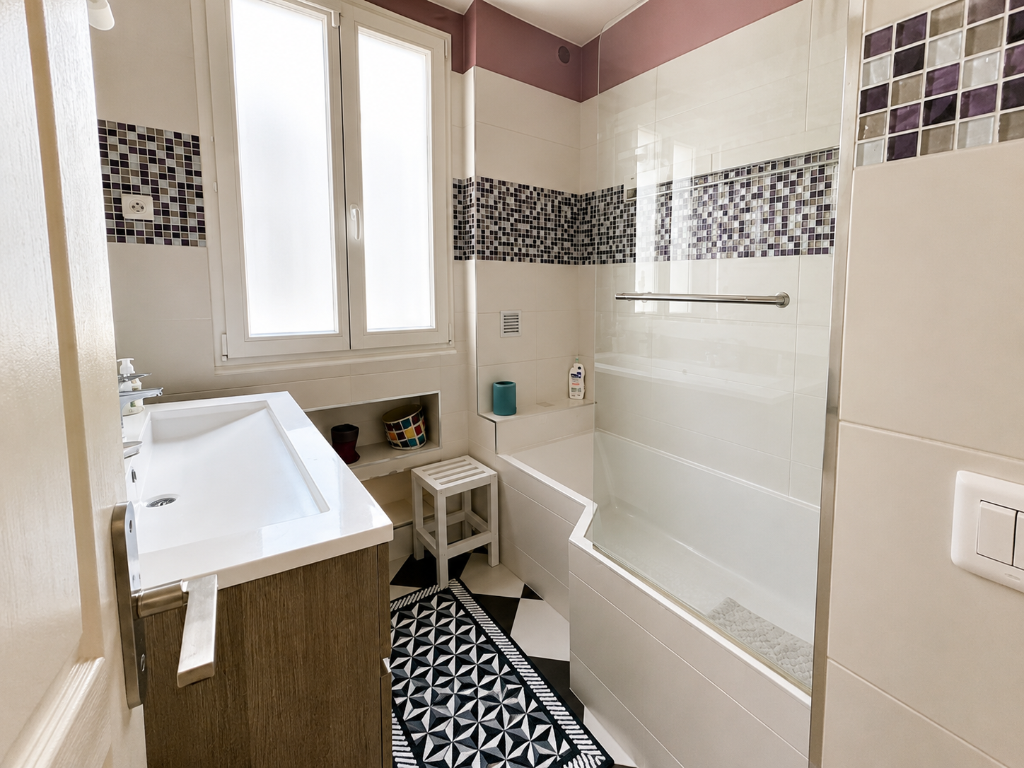 Photo 11 — VENDÔME EXCLUSIVE PROPERTIES