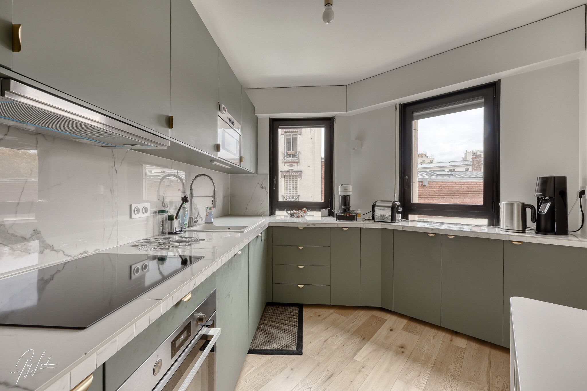 Photo 7 — VENDÔME EXCLUSIVE PROPERTIES