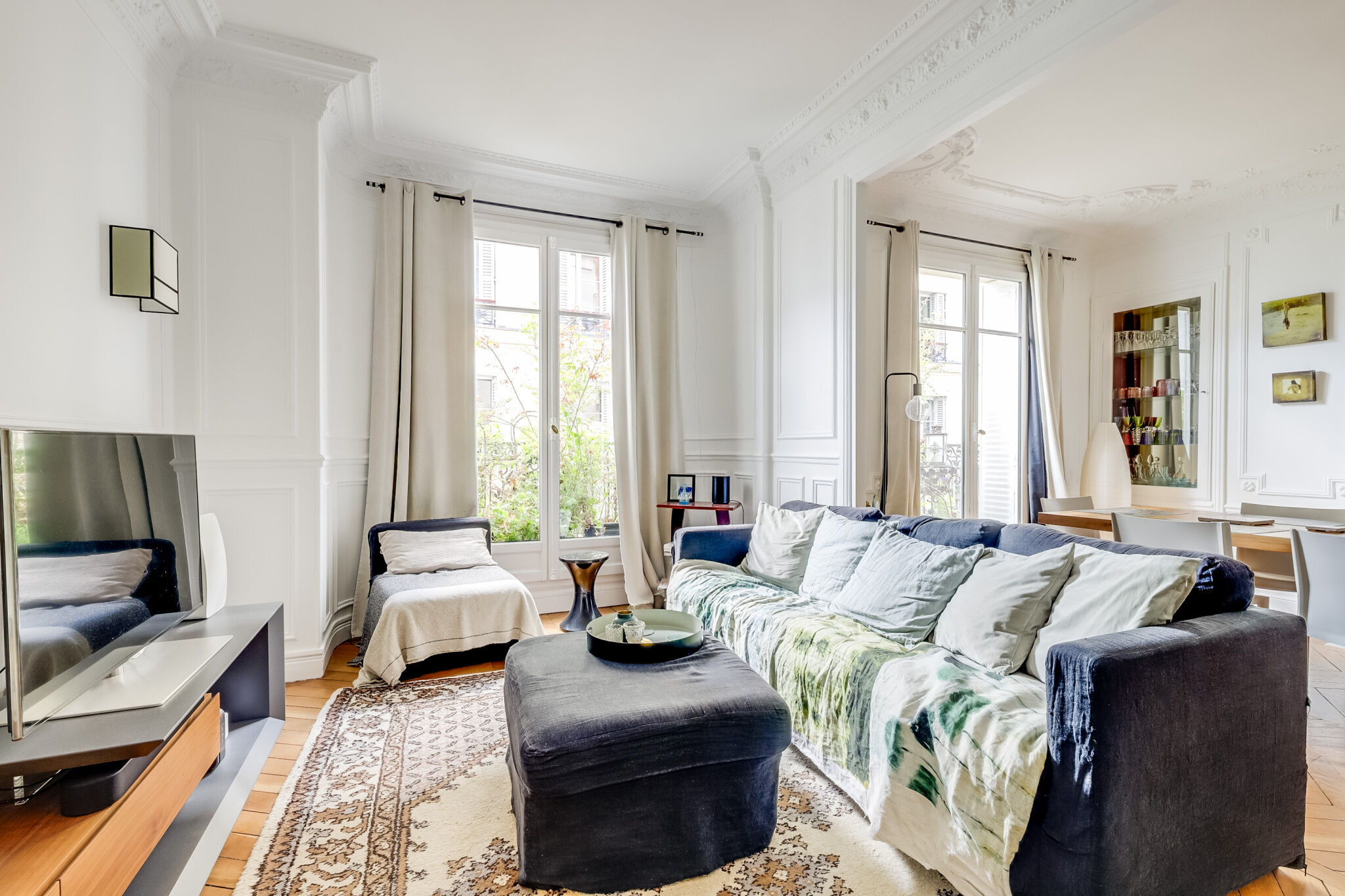 Photo 3 — VENDÔME EXCLUSIVE PROPERTIES