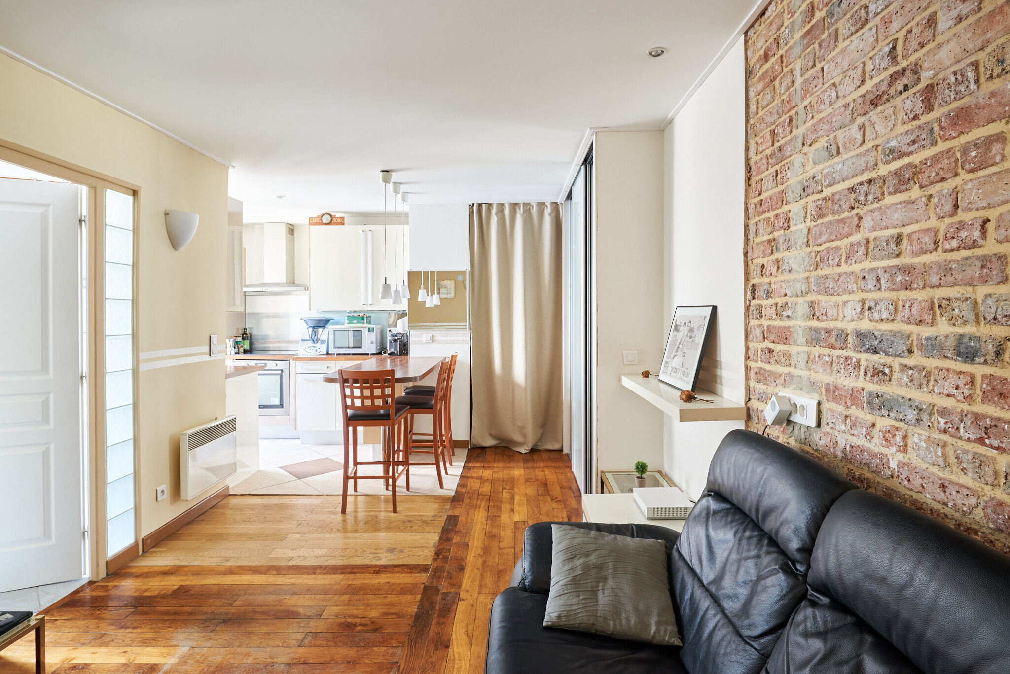 Photo 5 — VENDÔME EXCLUSIVE PROPERTIES