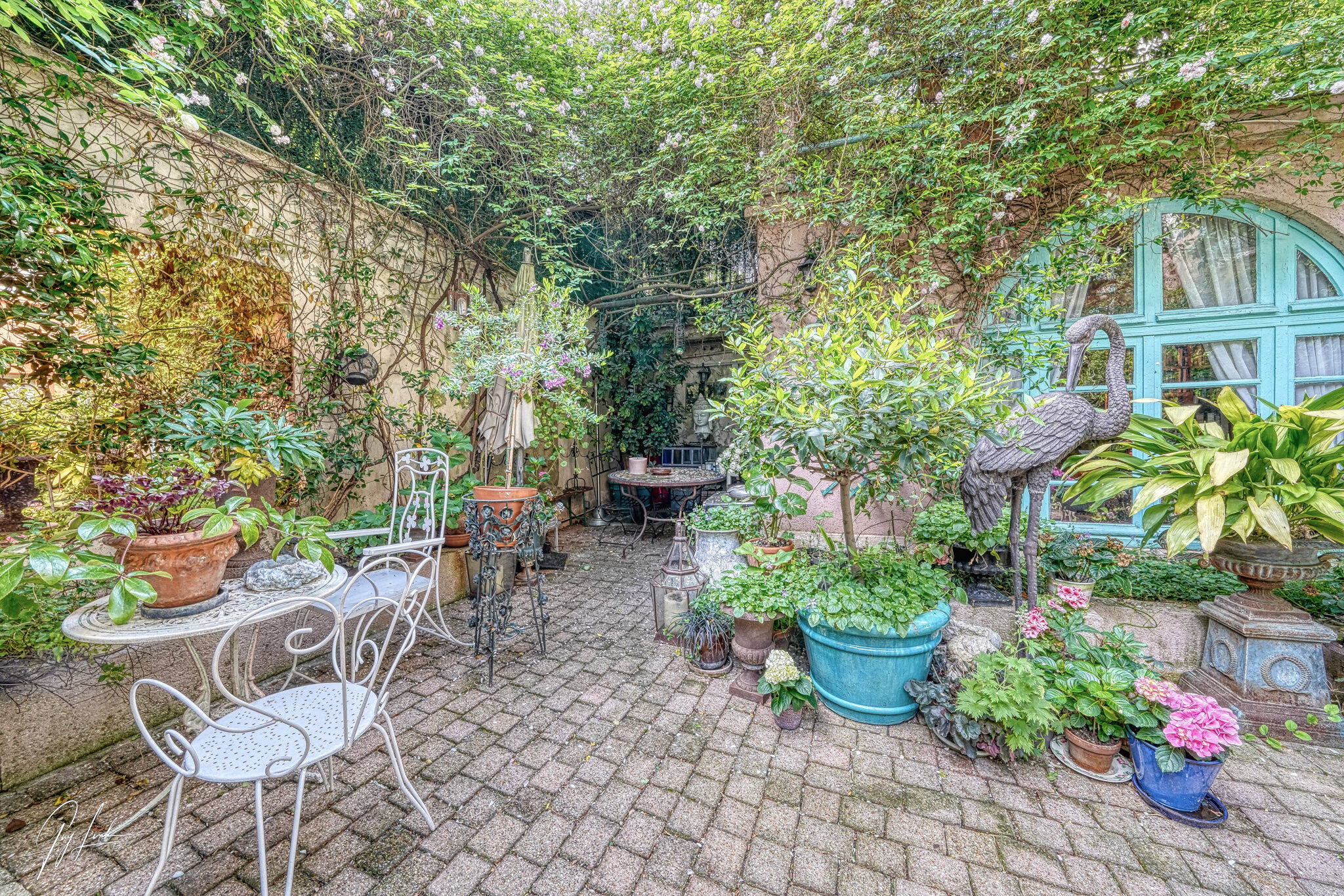 Photo 22 — VENDÔME EXCLUSIVE PROPERTIES
