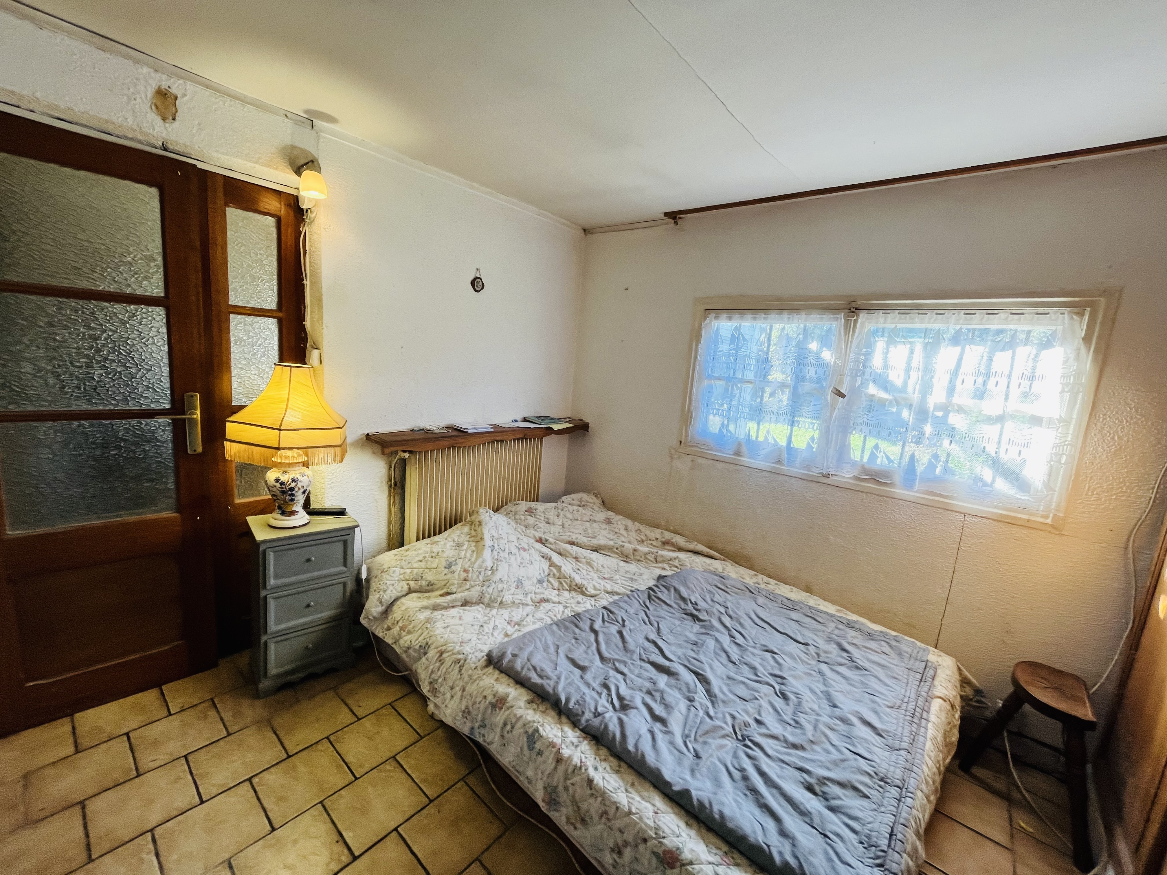 Photo 7 — Cabinet Somont