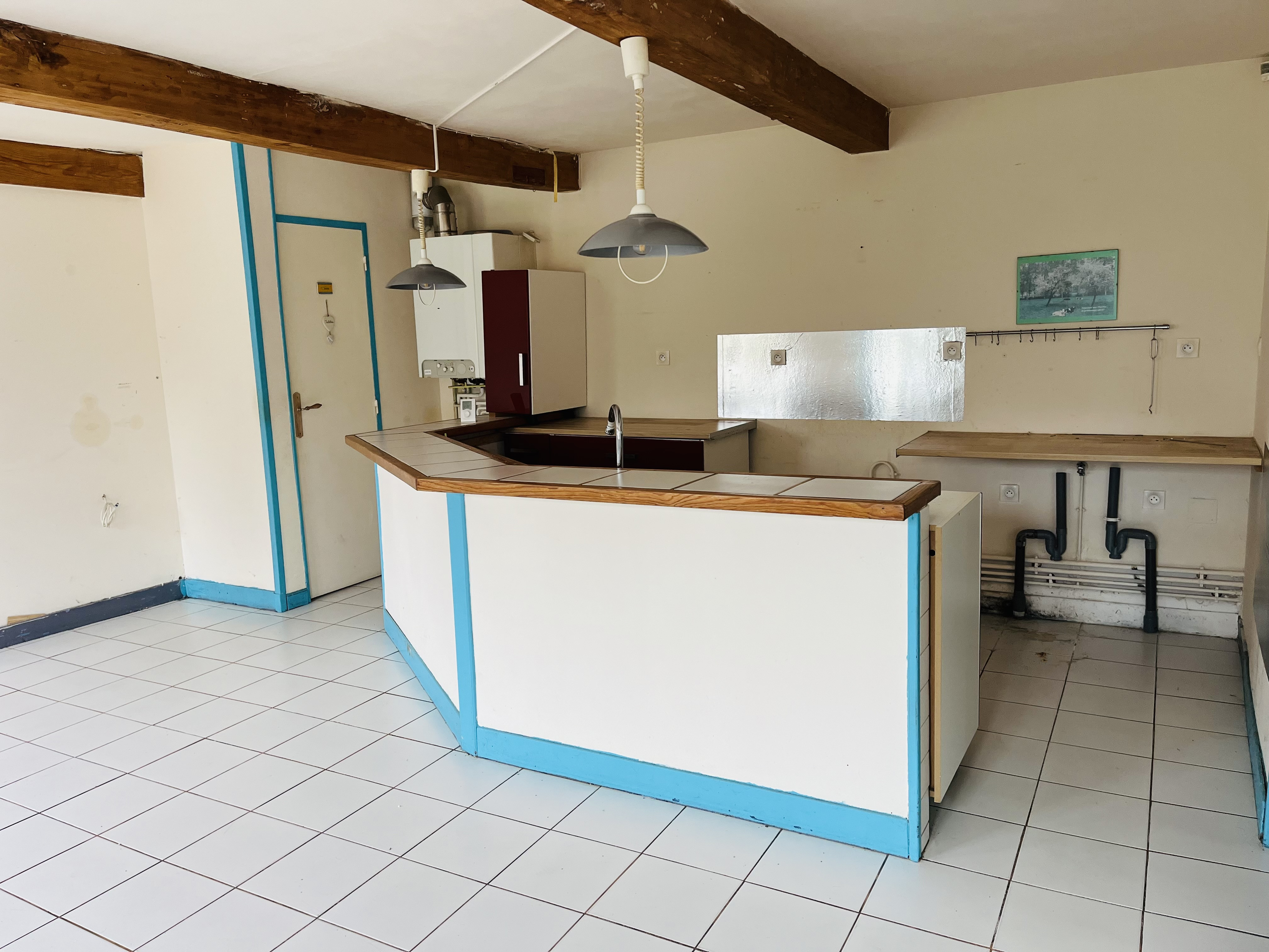 Photo 7 — Cabinet Somont