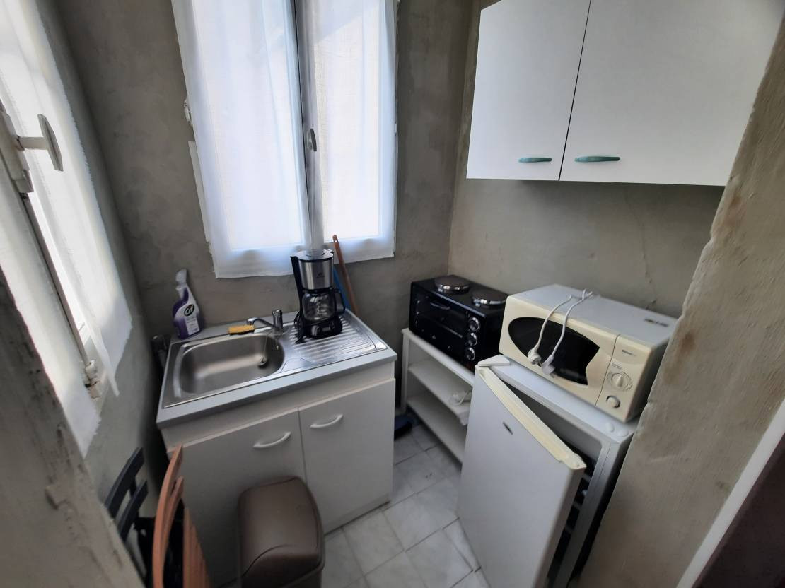 Photo 15 — Cabinet Somont