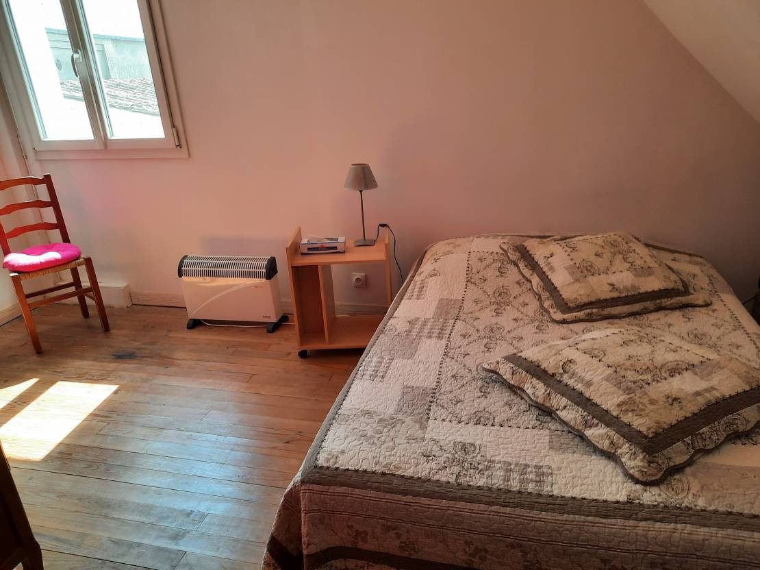 Photo 10 — Cabinet Somont