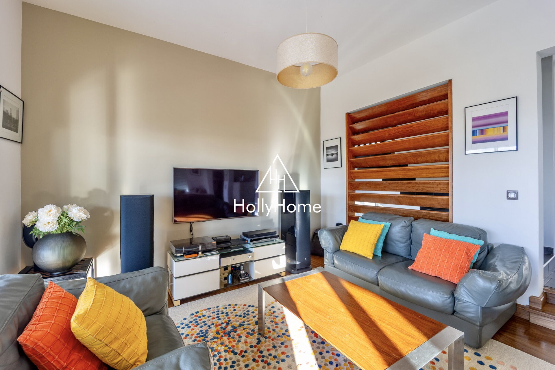 Photo 8 — HOLLYHOME