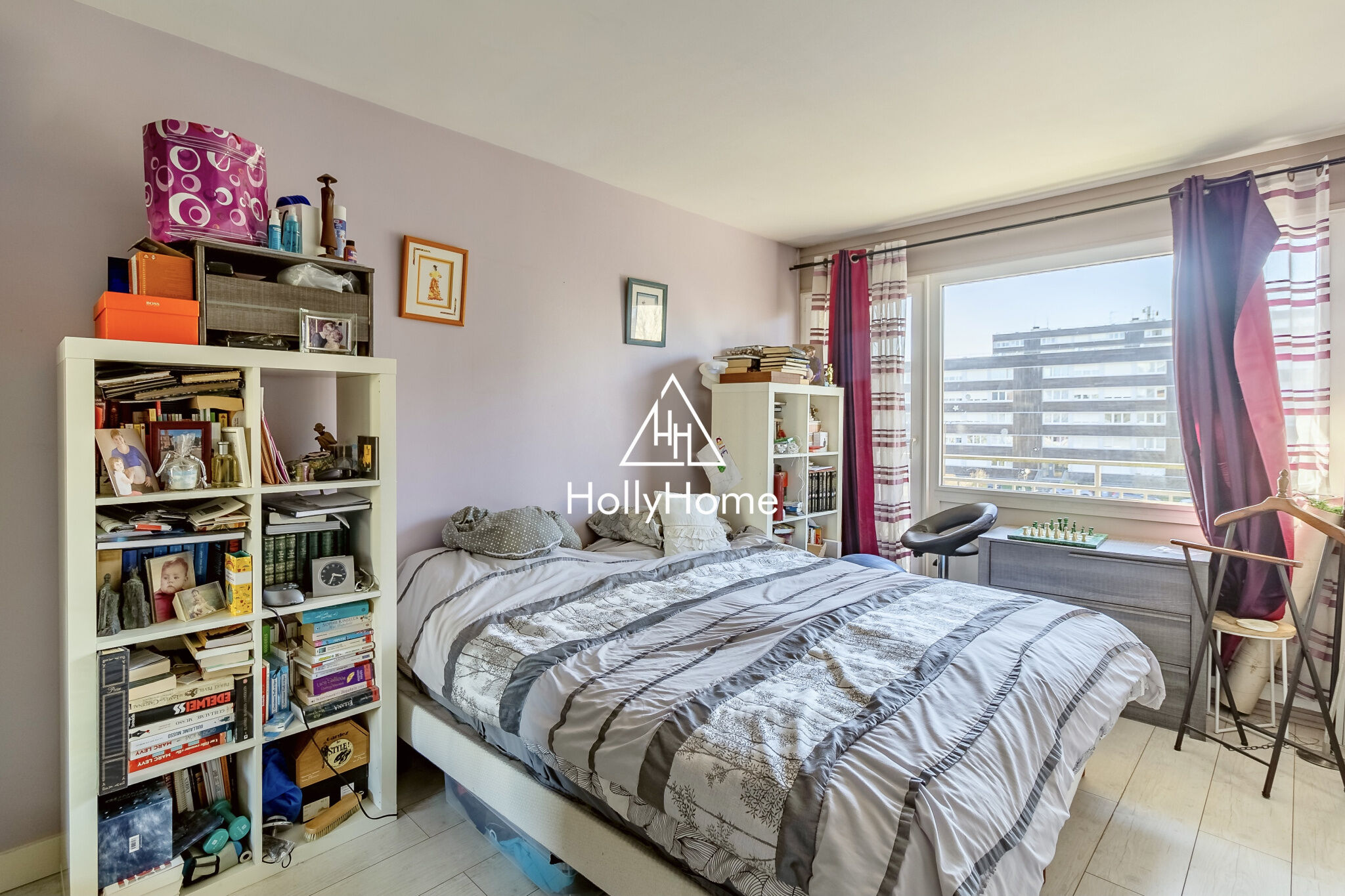 Photo 6 — HOLLYHOME