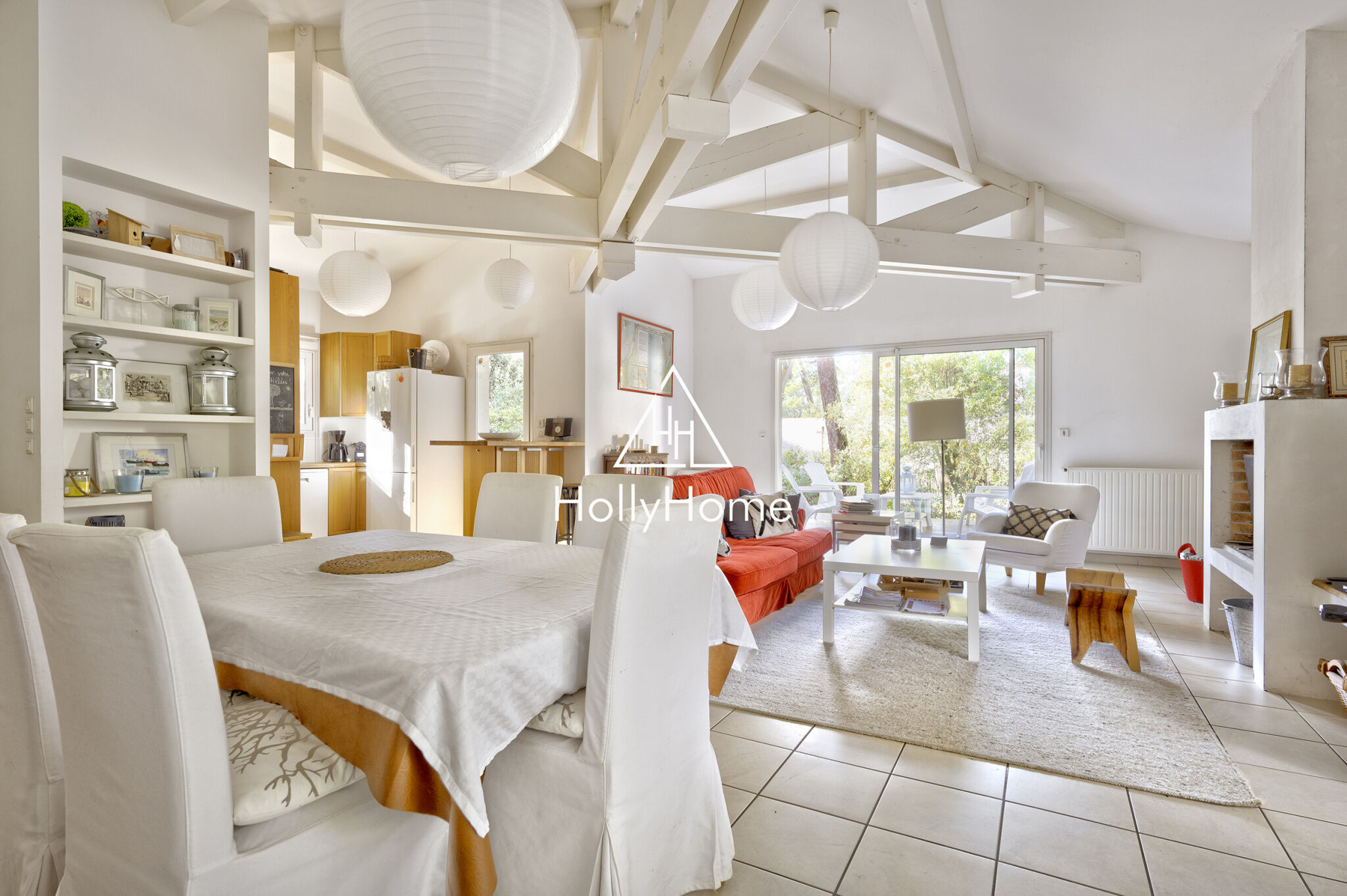 Photo 8 — HOLLYHOME