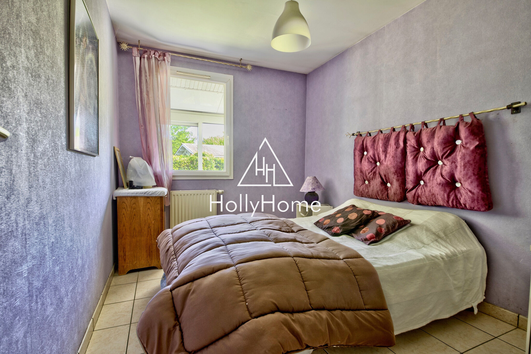 Photo 14 — HOLLYHOME