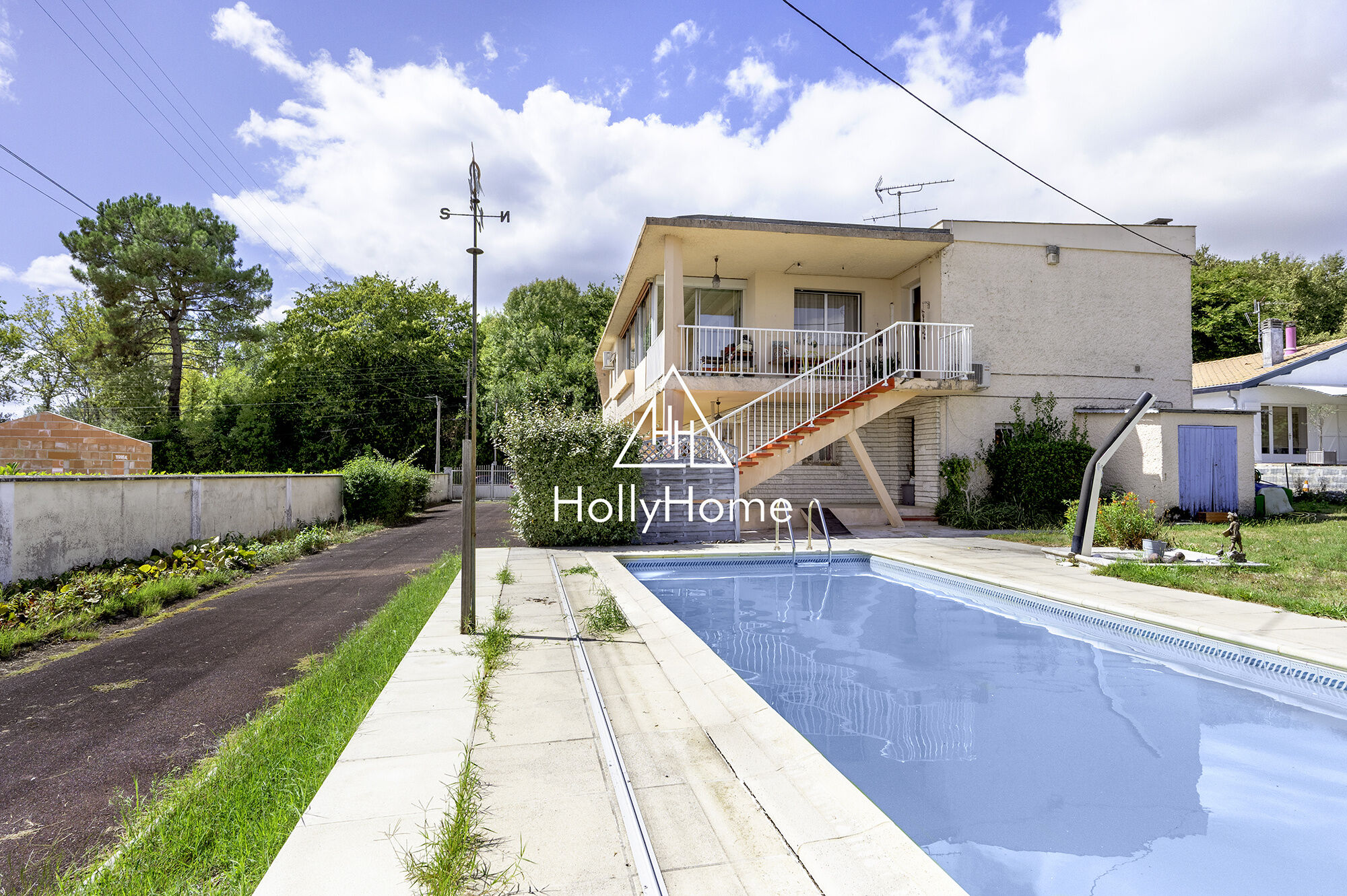 Photo 17 — HOLLYHOME