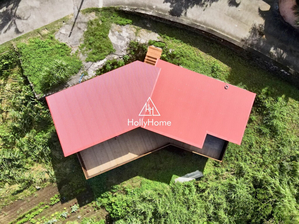 Photo 4 — HOLLYHOME