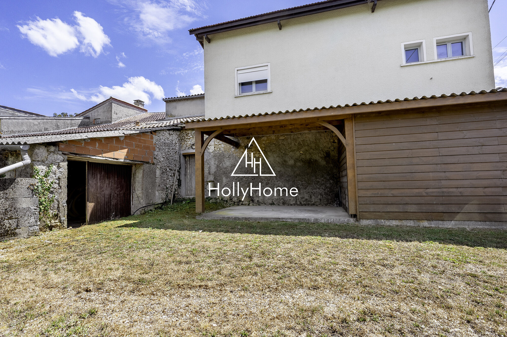 Photo 14 — HOLLYHOME