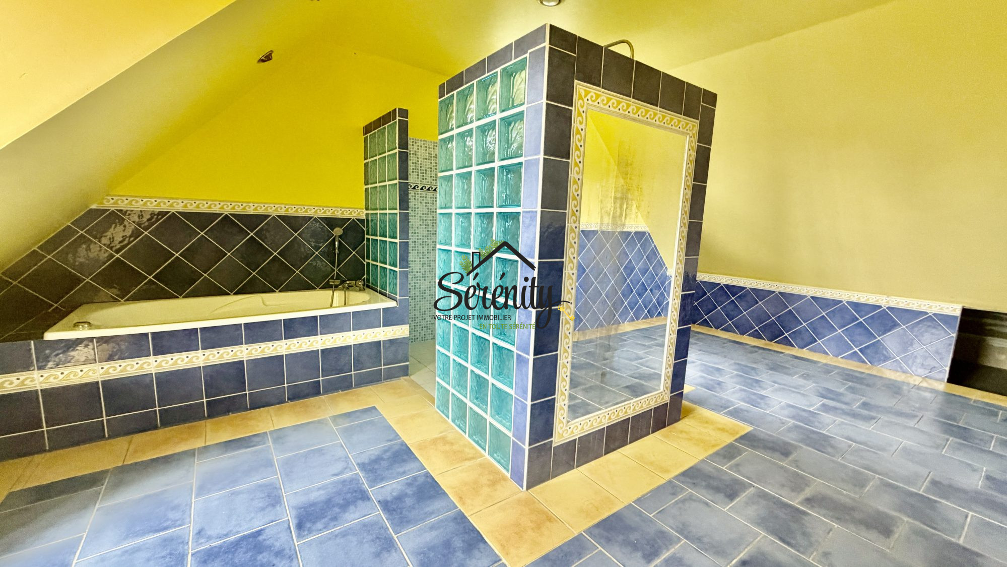 Photo 10 — SERENITY