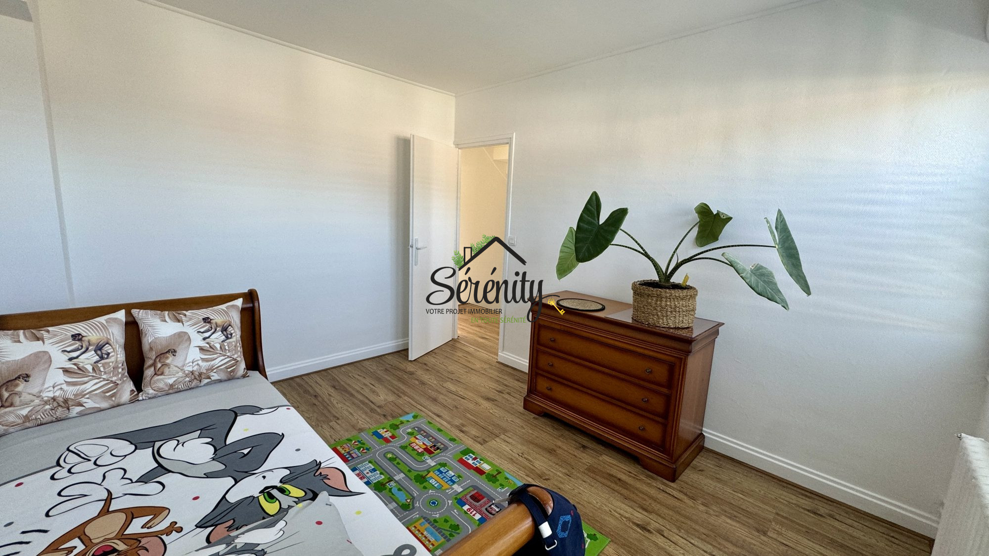 Photo 13 — SERENITY