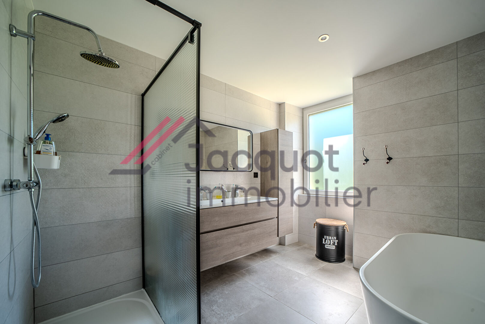 Photo 2 — JACQUOT Immobilier