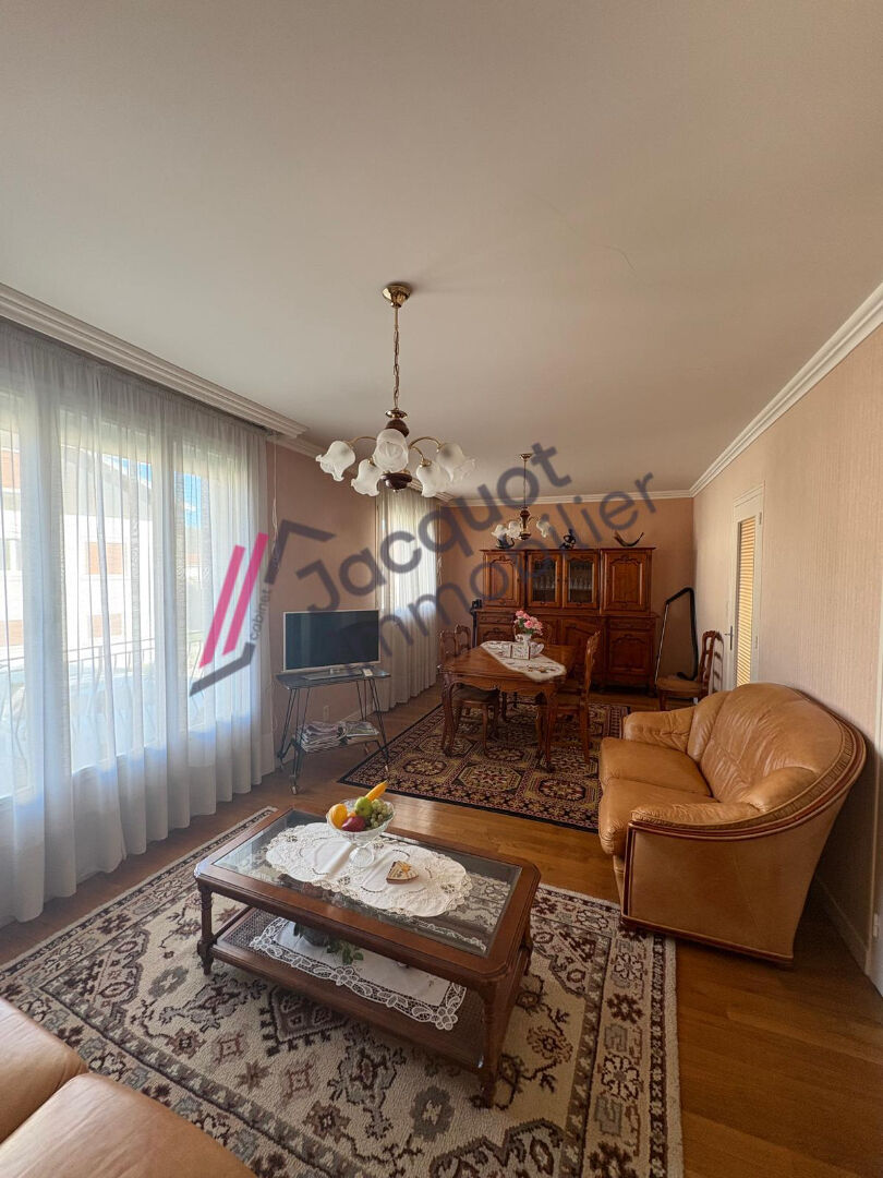 Photo 2 — JACQUOT Immobilier