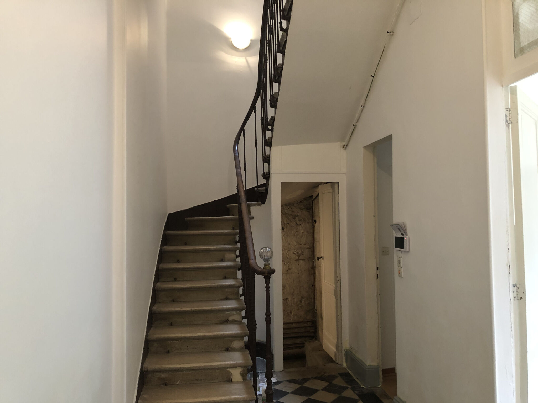 Photo 7 — CABINET BORÉ