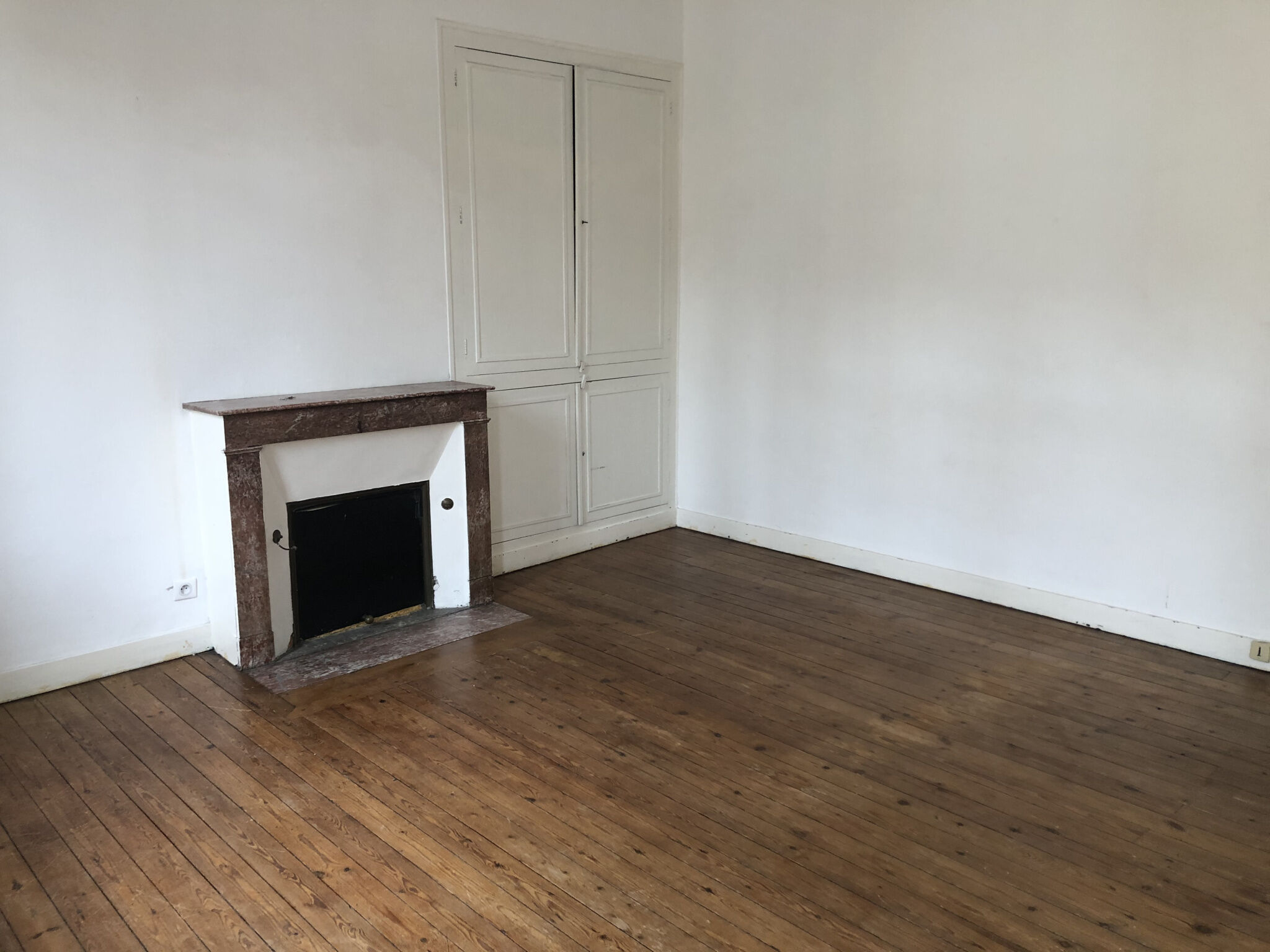 Photo 11 — CABINET BORÉ