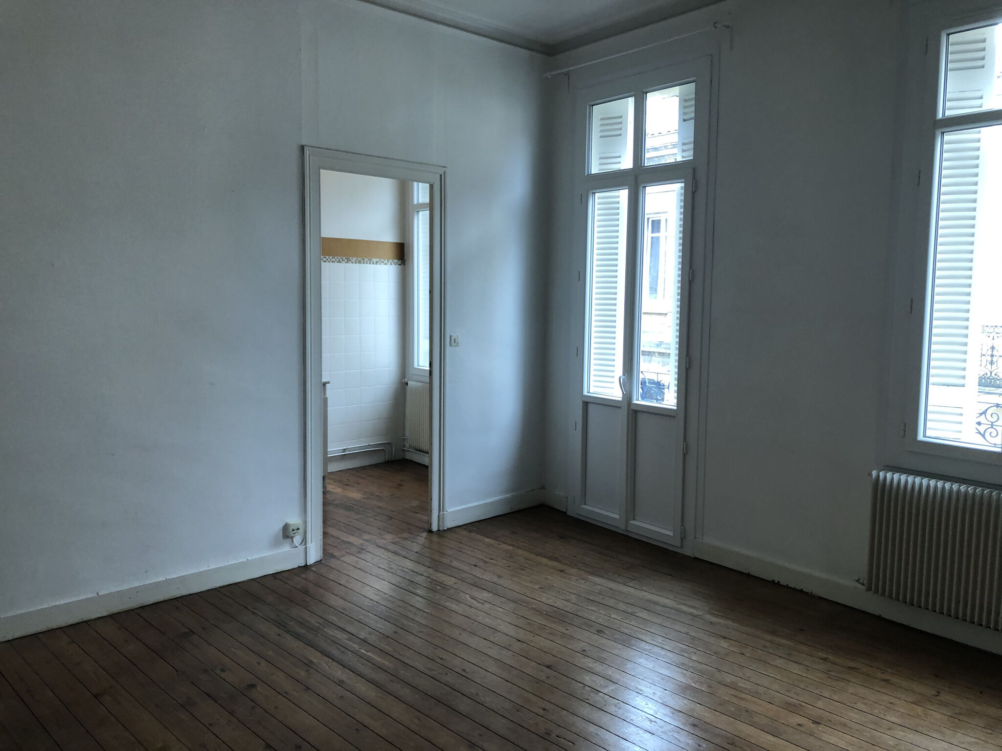 Photo 12 — CABINET BORÉ
