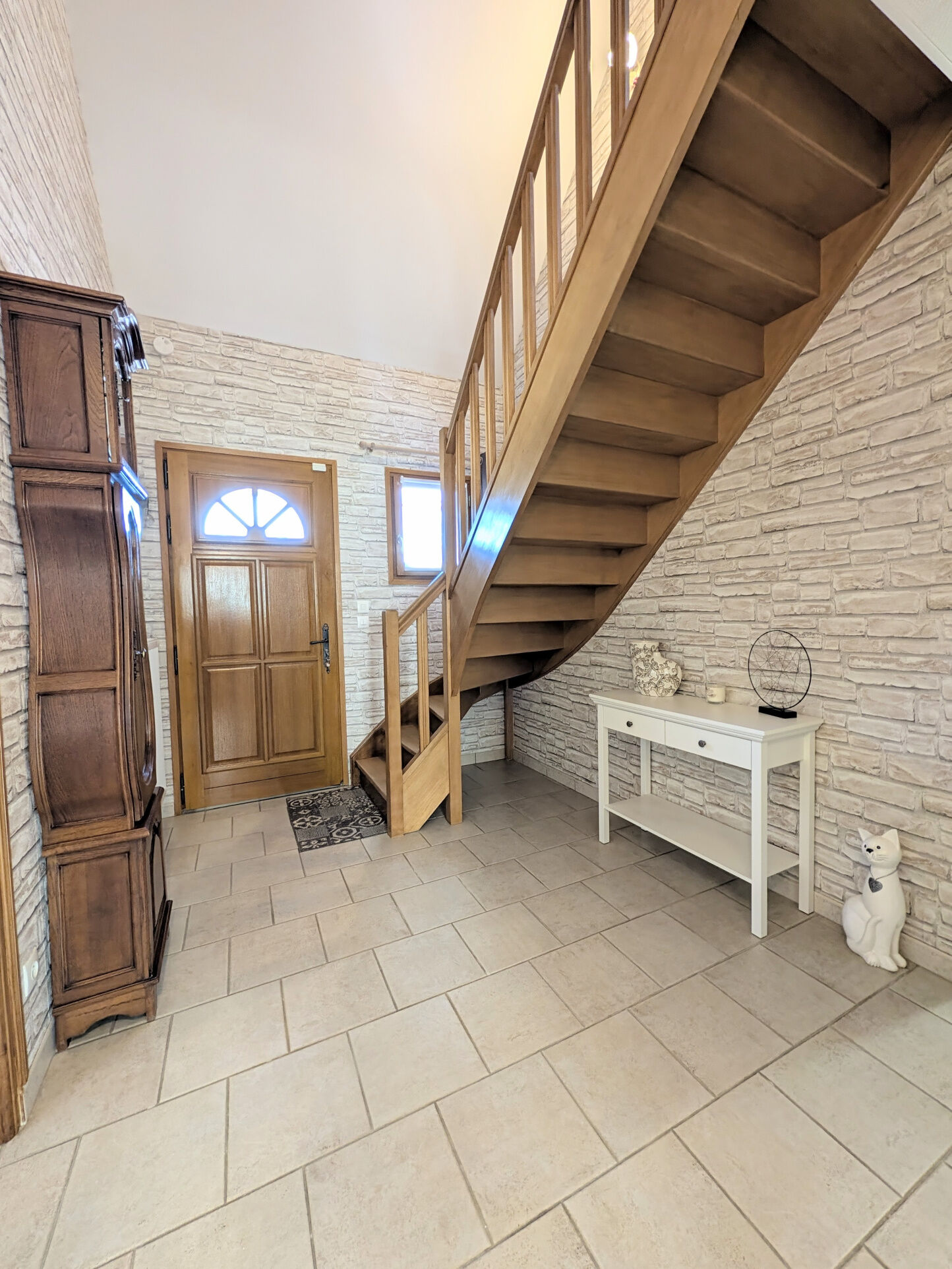Photo 2 — LC IMMOBILIER