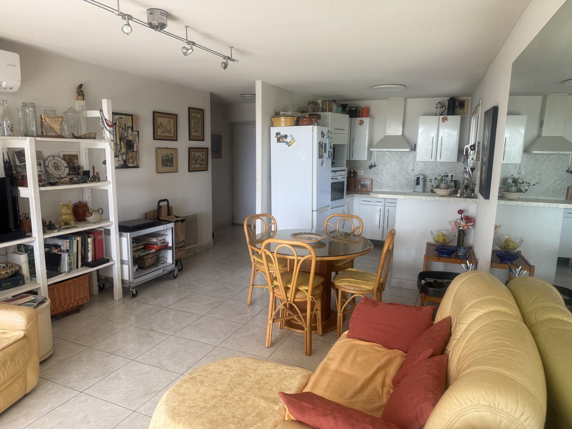 Photo 6 — AGENCIMMO
