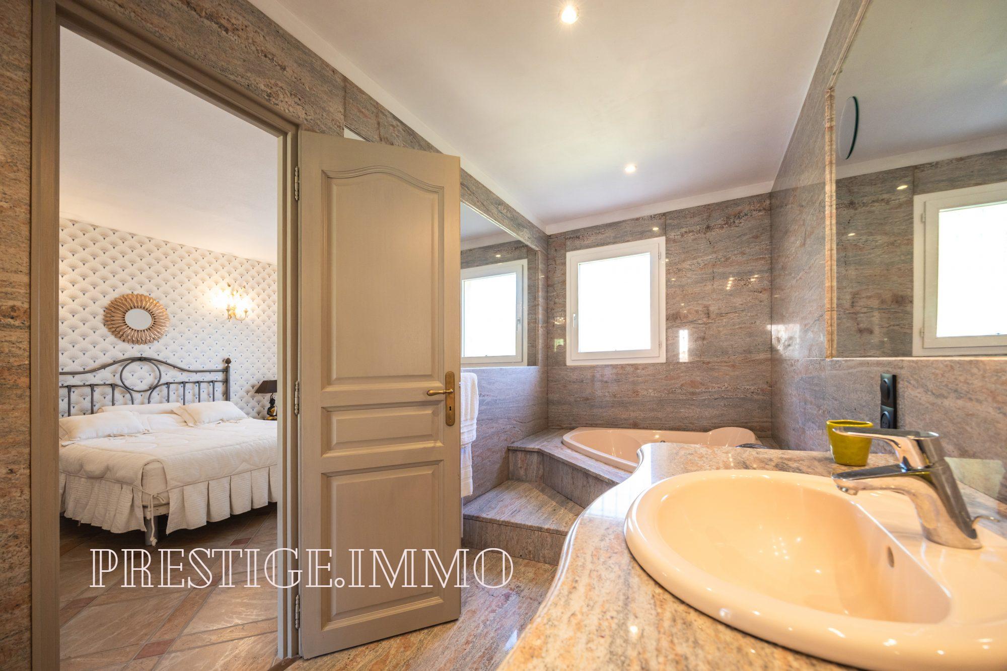Photo 18 — AGENCIMMO