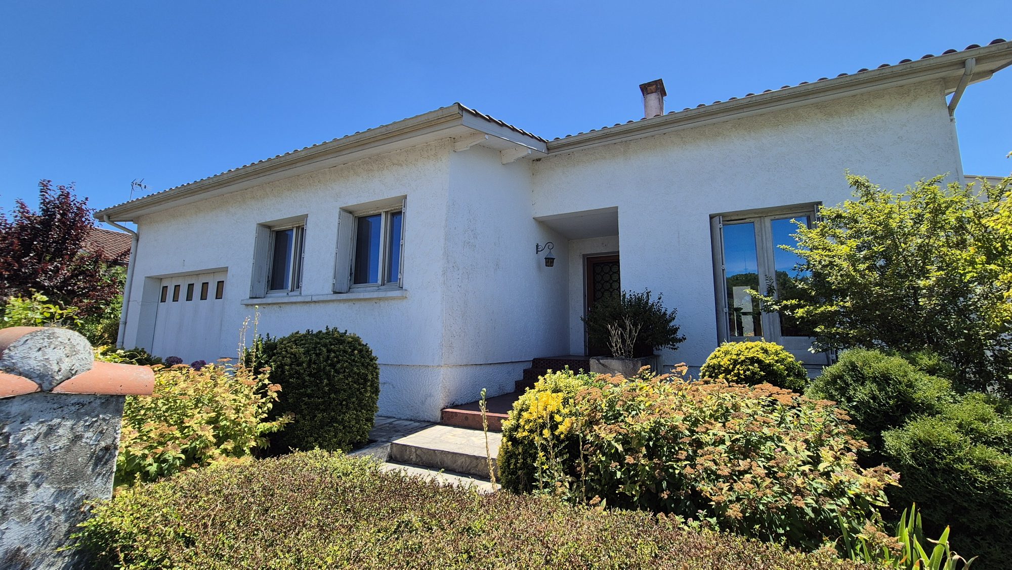 Photo 14 — AGENCIMMO