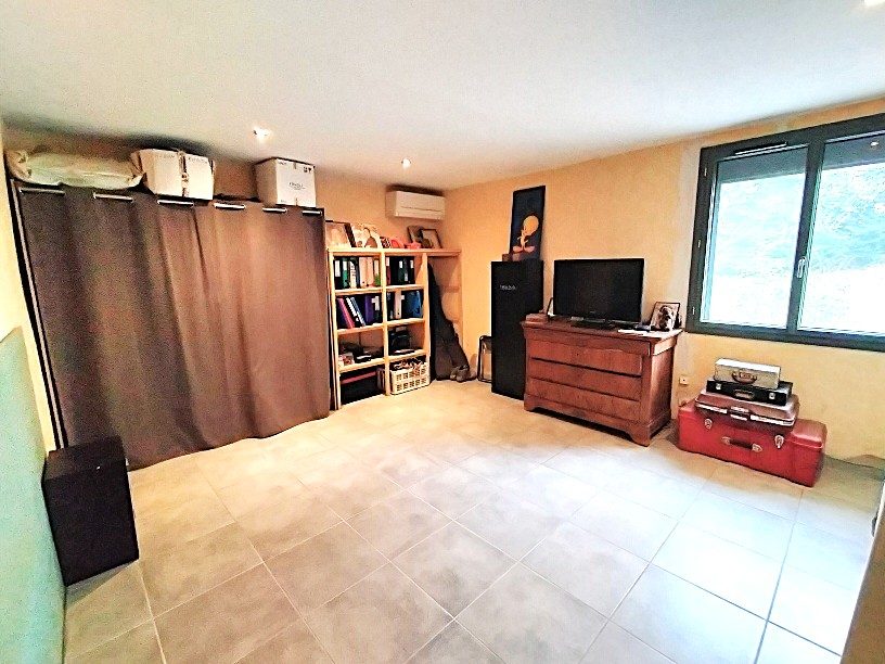 Photo 10 — AGENCIMMO