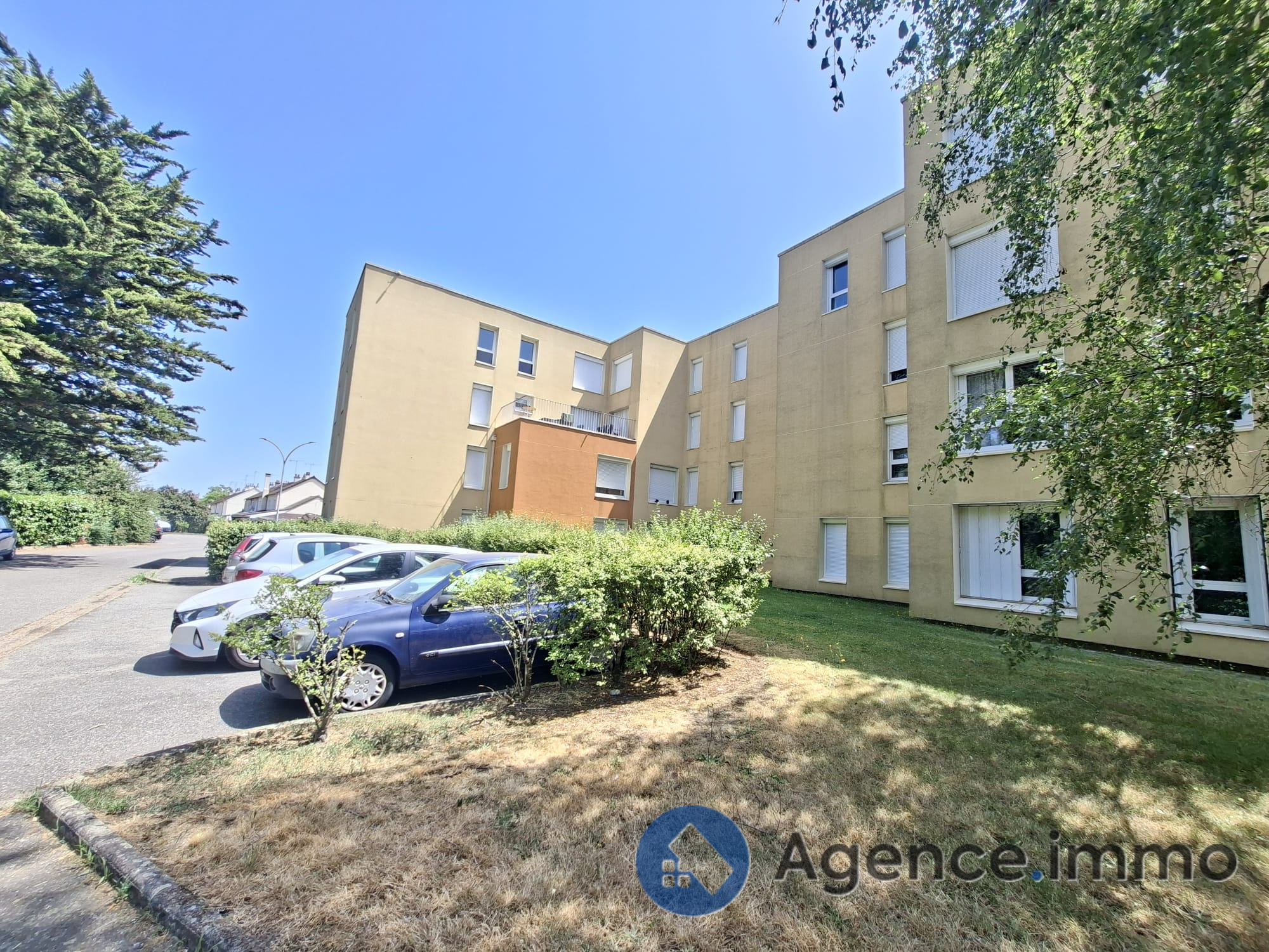 Photo 2 — AGENCIMMO