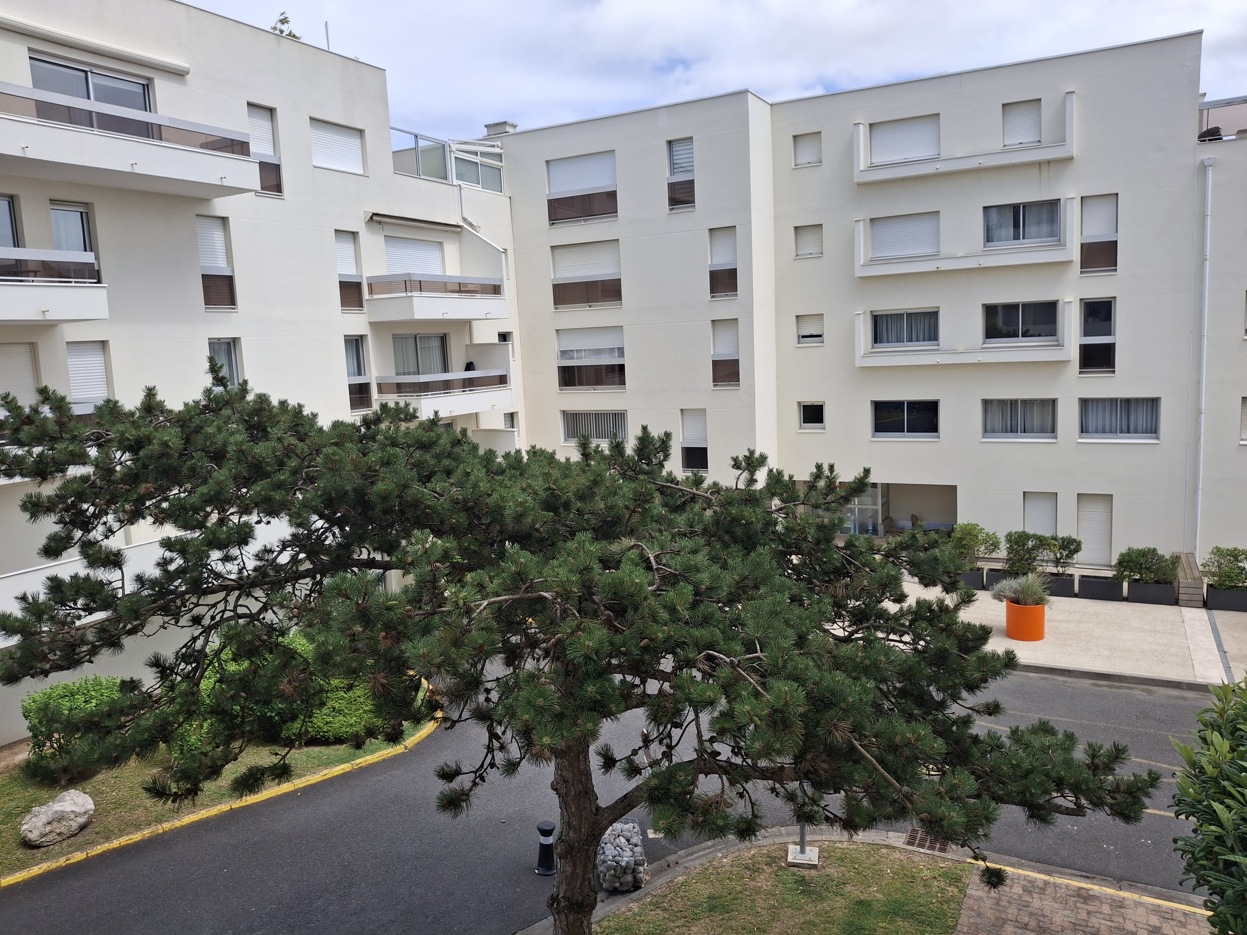 Photo 6 — AGENCIMMO