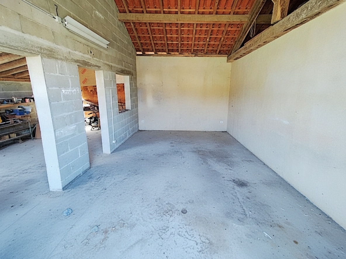 Photo 18 — AGENCIMMO