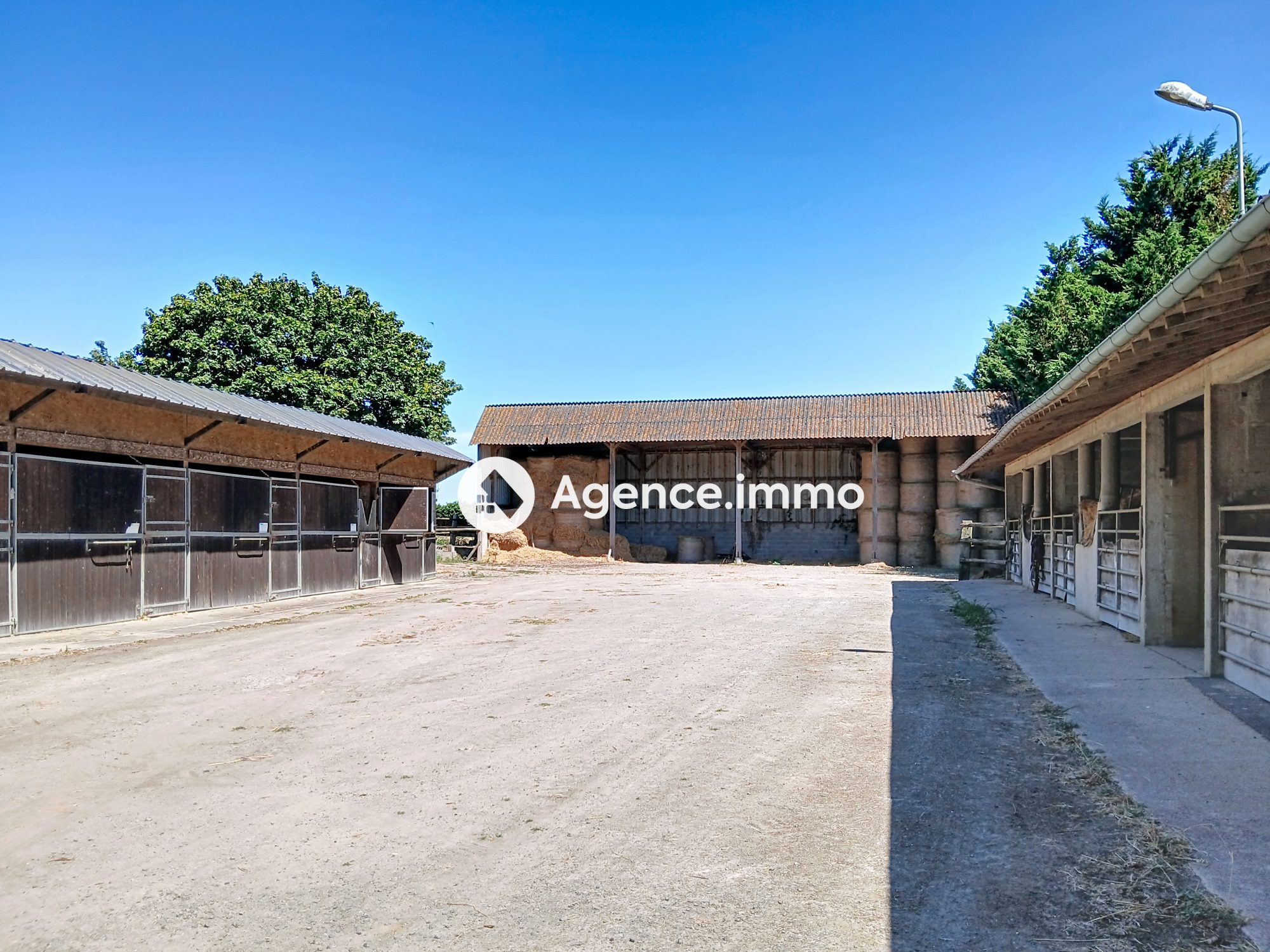 Photo 2 — AGENCIMMO