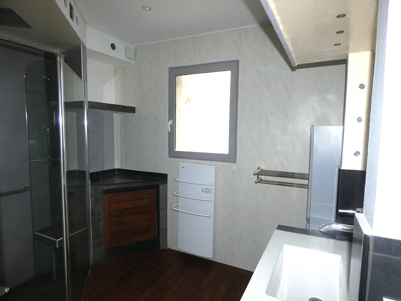Photo 12 — AGENCIMMO