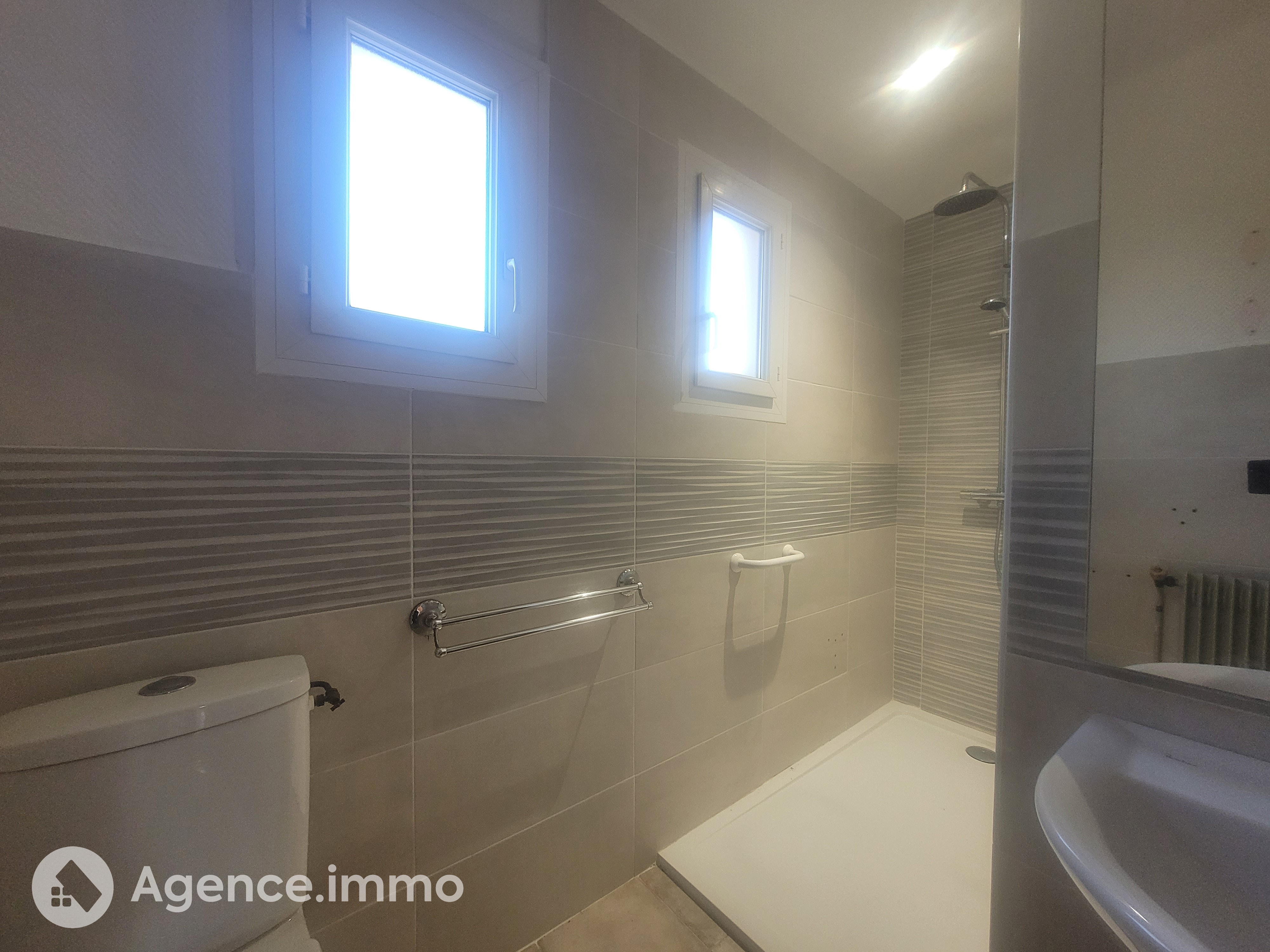 Photo 11 — AGENCIMMO