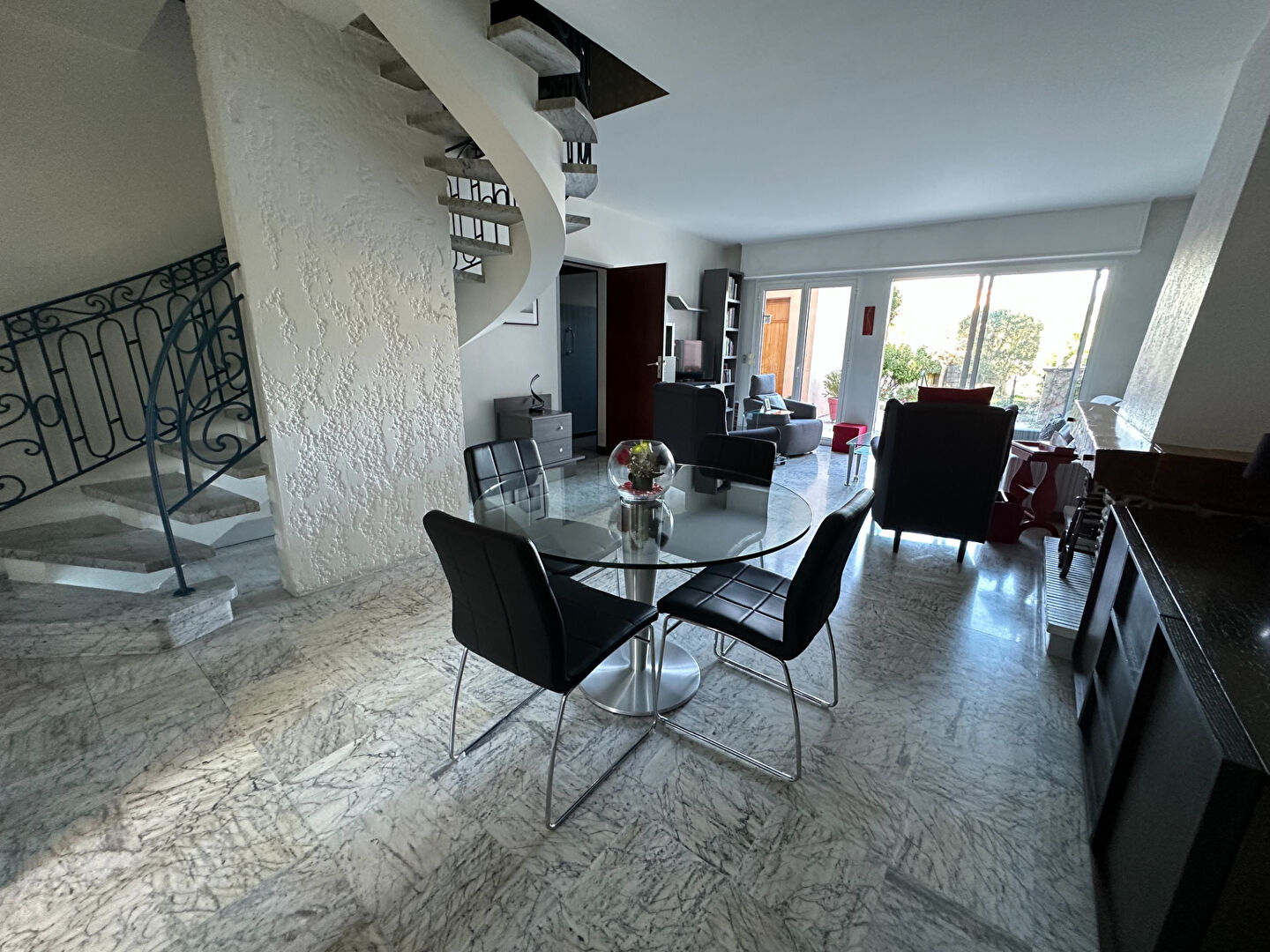 Photo 3 — MONDÉSIR Immobilier